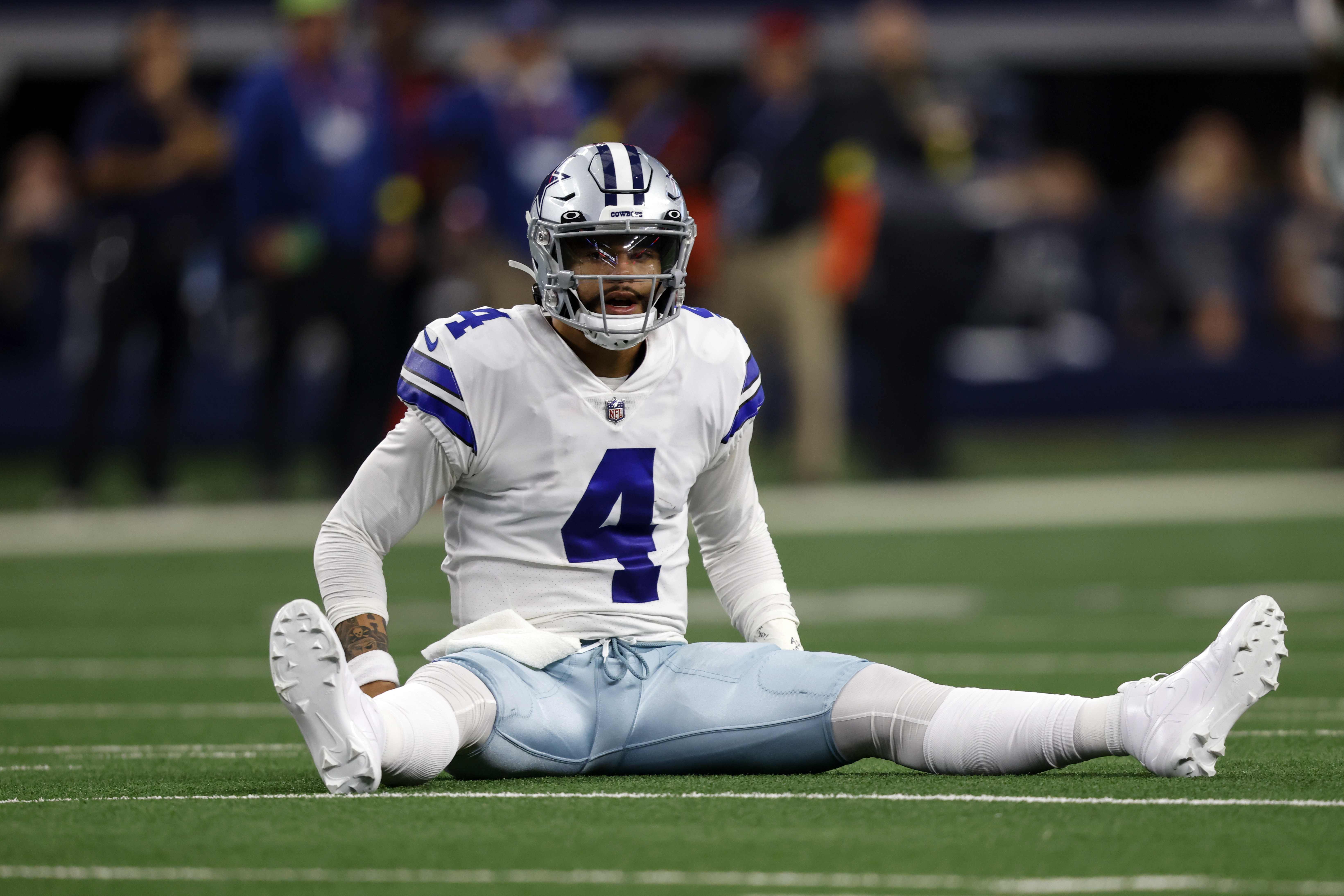 Cowboys score late to avoid major upset