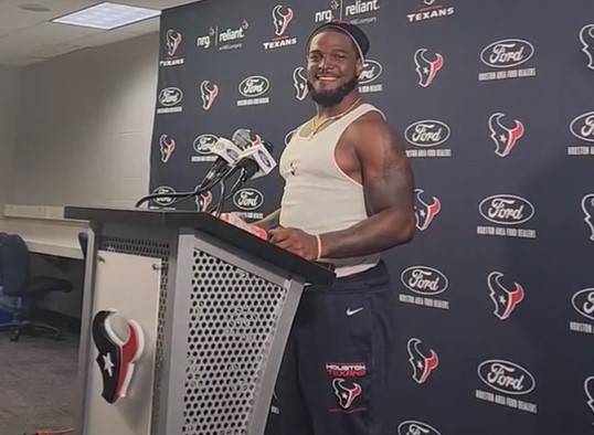 Denzel Perryman excited about chemistry Texans are building