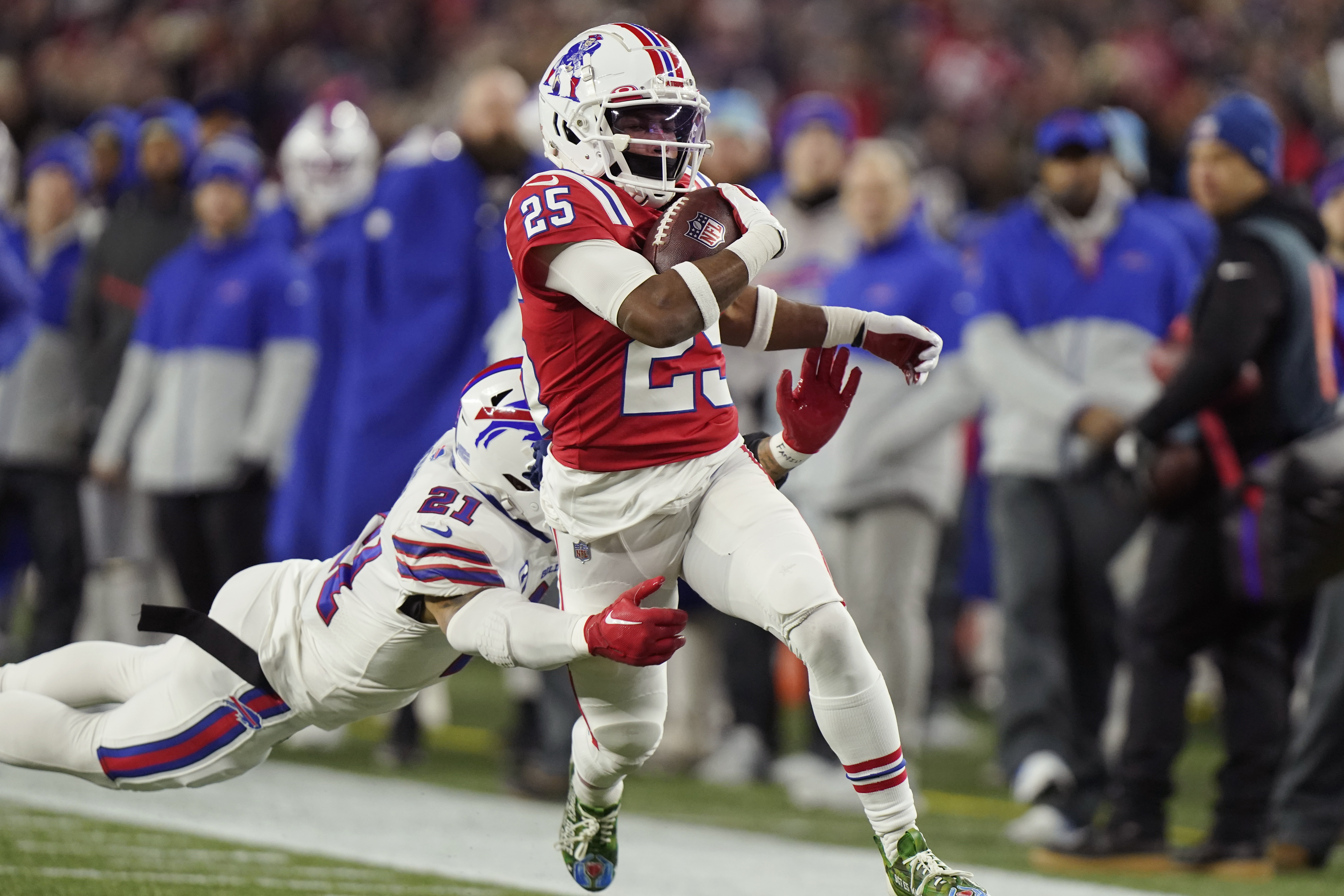 Bills safety Damar Hamlin ejected for hit on Patriots' Jakobi Meyers