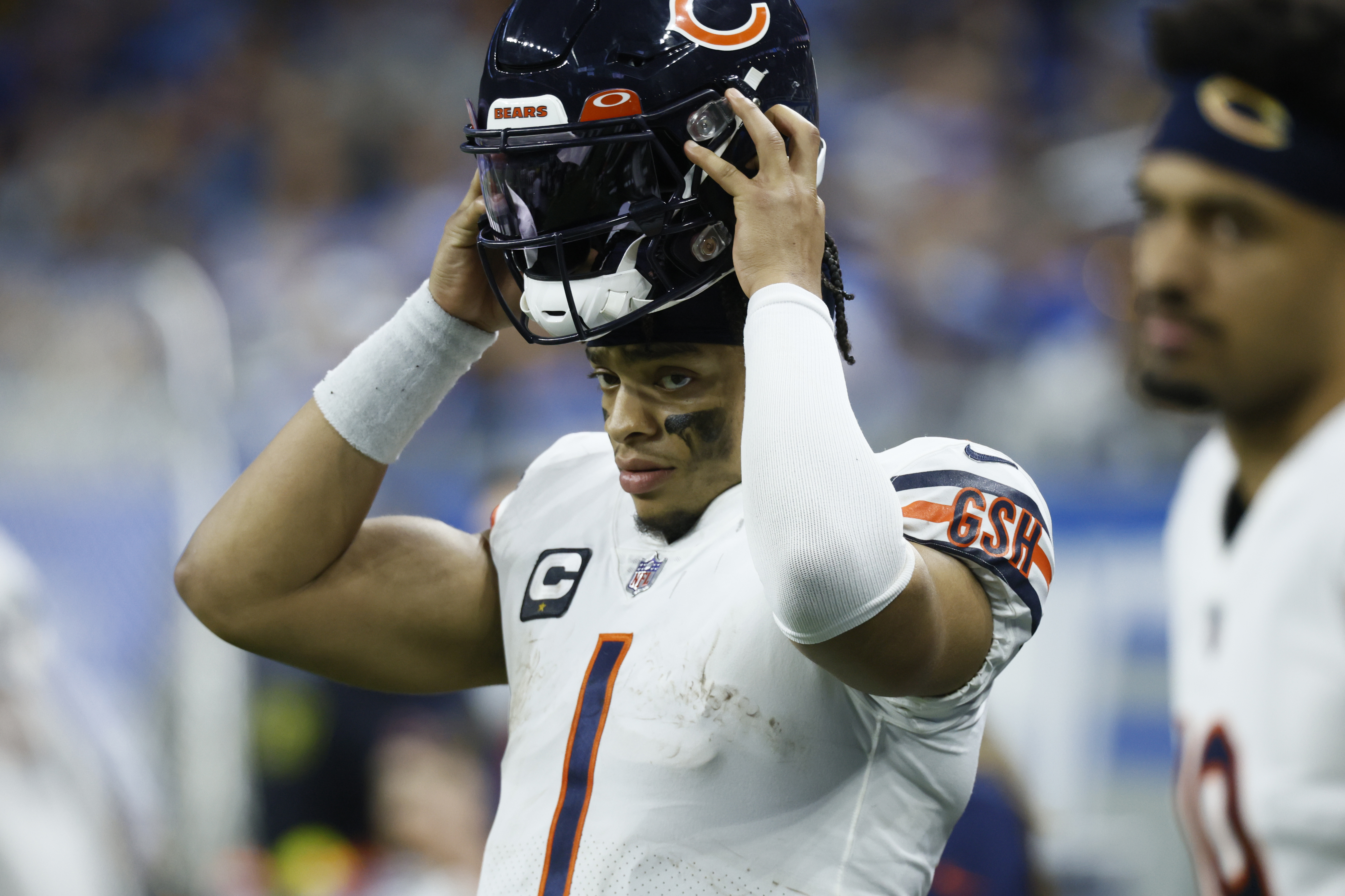 Bears: Ryan Poles talks Matt Eberflus, Justin Fields after  controversy-filled day