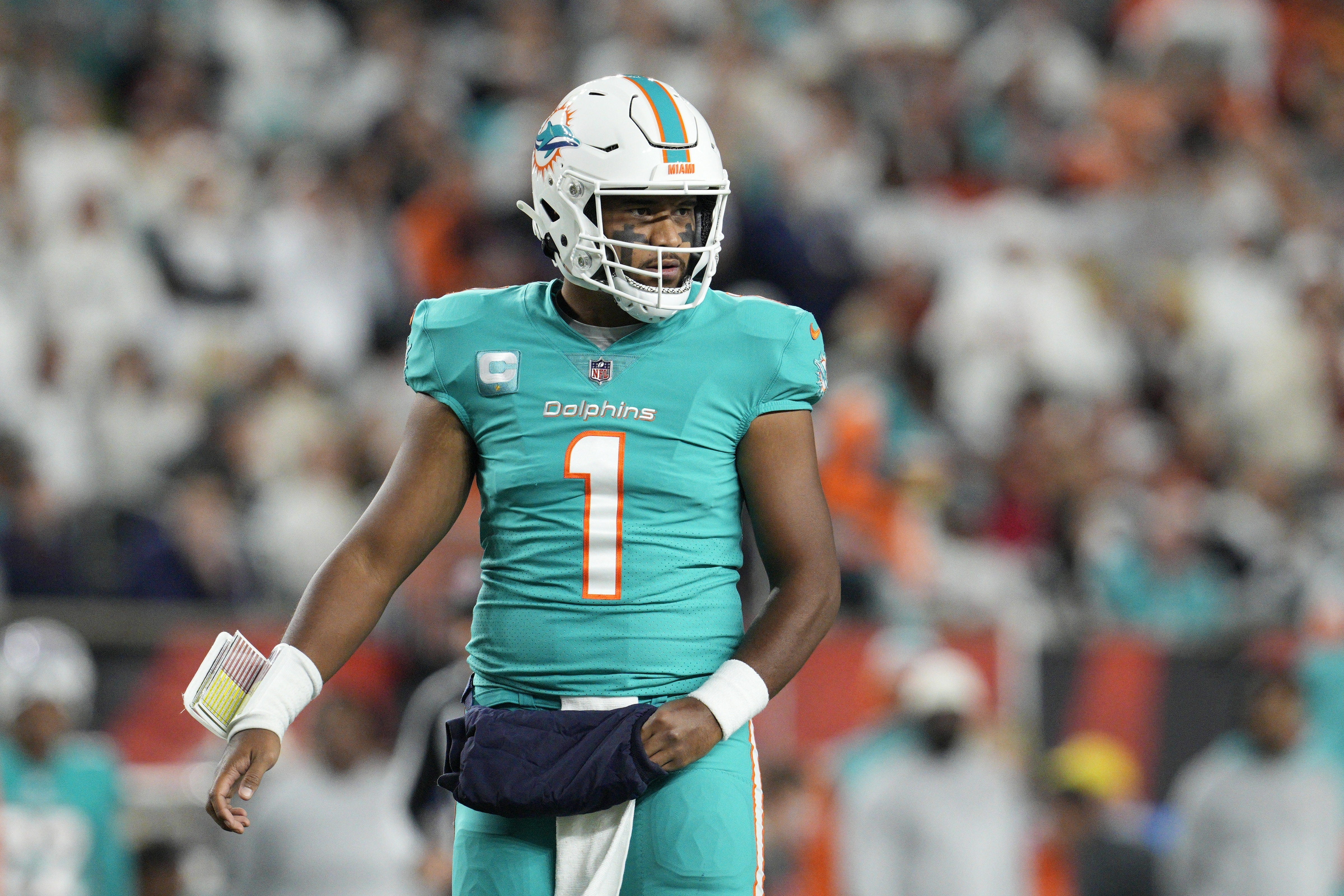 Miami Dolphins safety Brandon Jones (29) eyes the quarterback as he drops  back in coverage during an NFL football game against the Buffalo Bills,  Sunday, Sept. 25, 2022 in Miami Gardens, Fla.