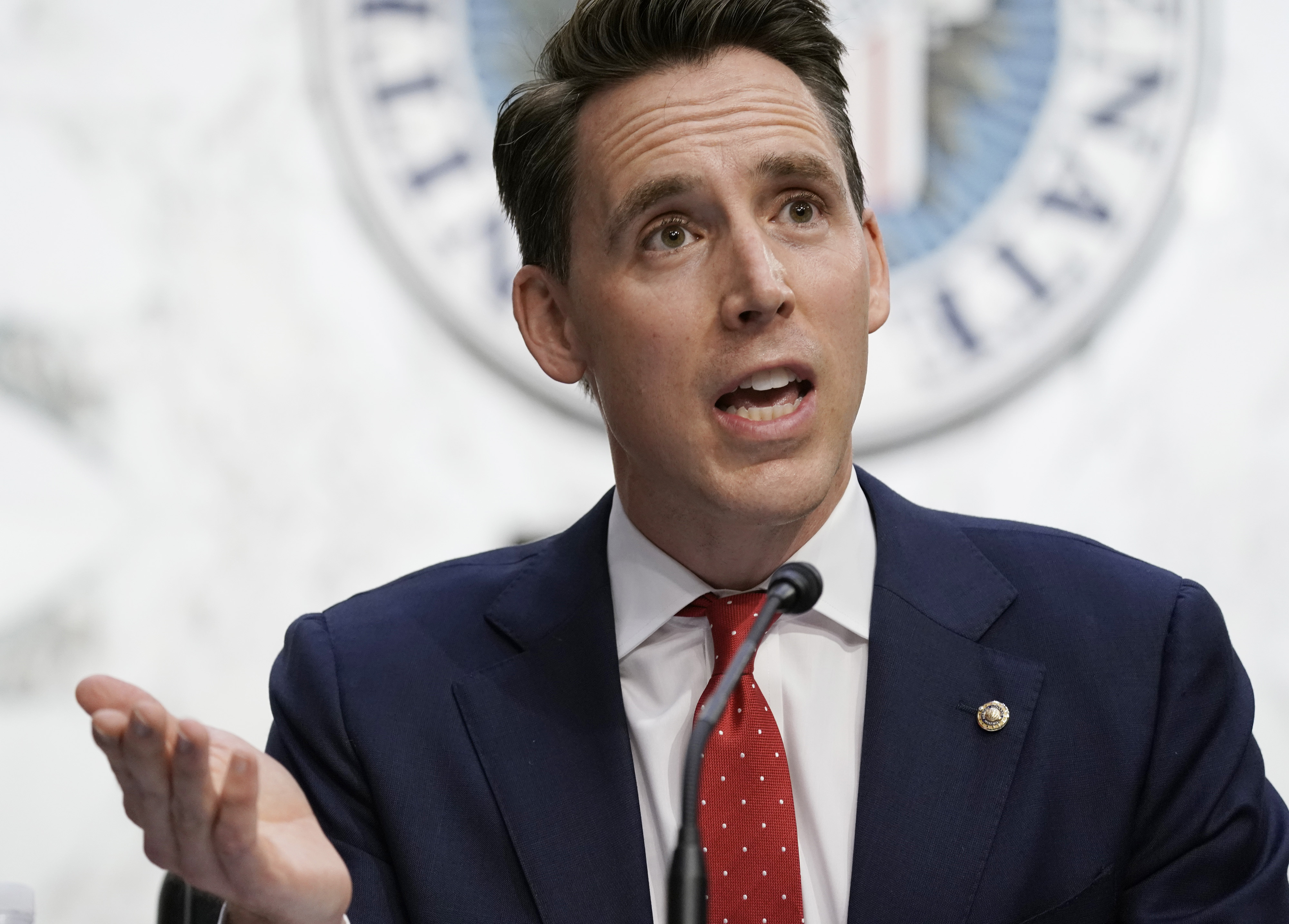 Sen Josh Hawley Writing Book The Tyranny Of Big Tech https www wsls com entertainment 2020 10 16 sen josh hawley writing book the tyranny of big tech