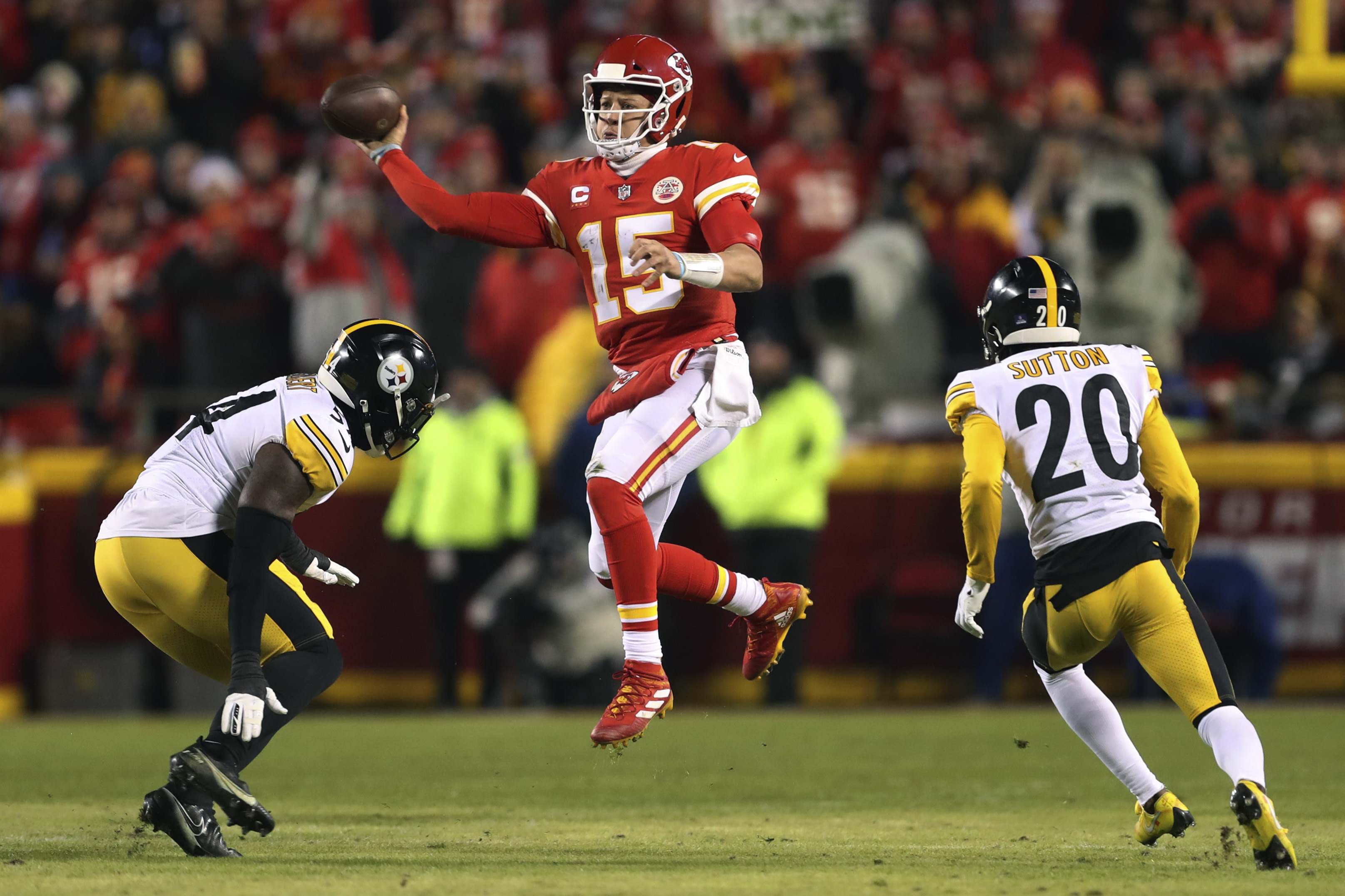 NFL Playoffs 2022: Josh Allen, Patrick Mahomes, Kansas City Chiefs v  Buffalo Bills, Gabriel Davis, score, latest, updates