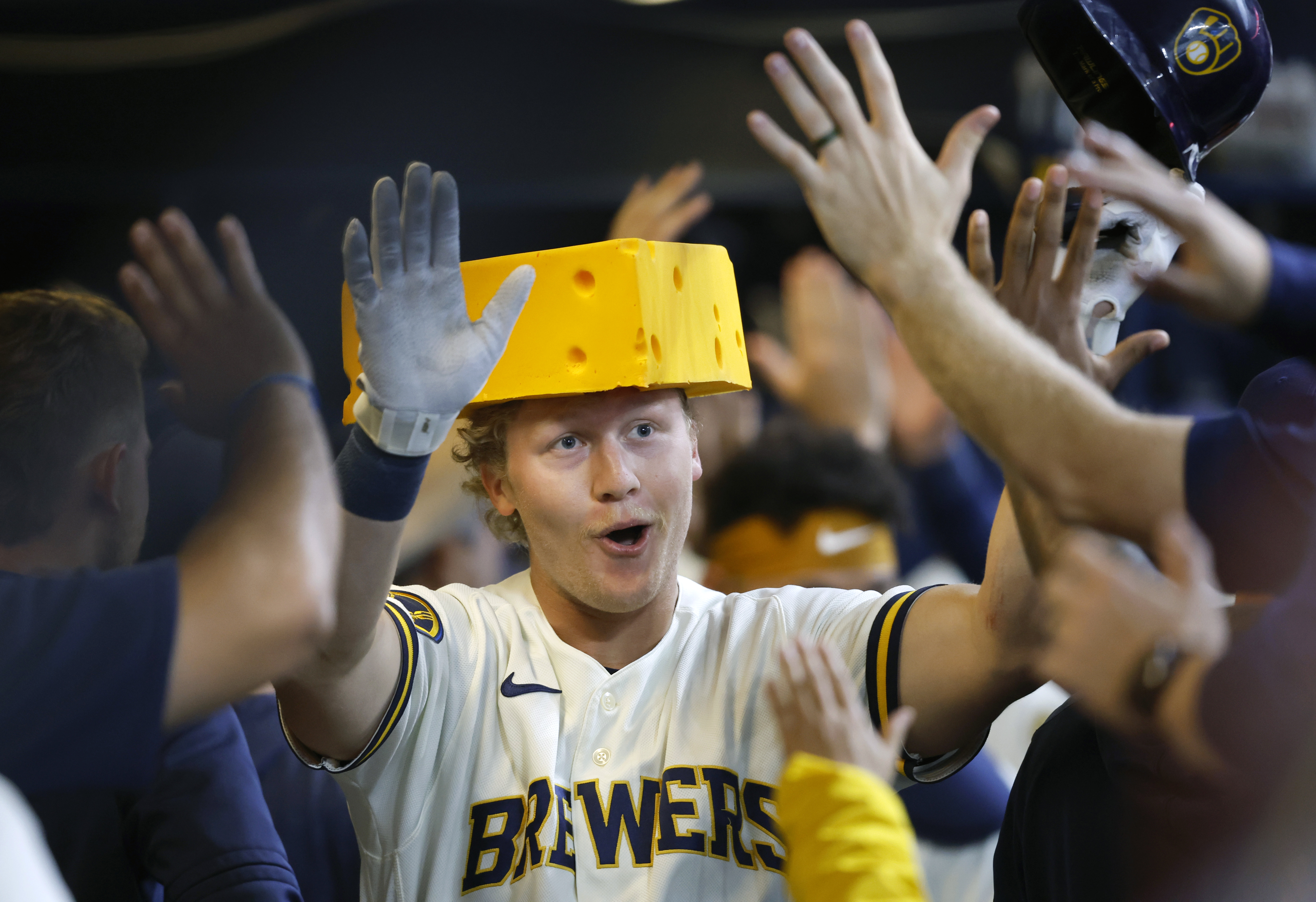 Milwaukee Brewers' Garrett Mitchell credits wife's absence for memorable  walk-off home run to sweep the Mets