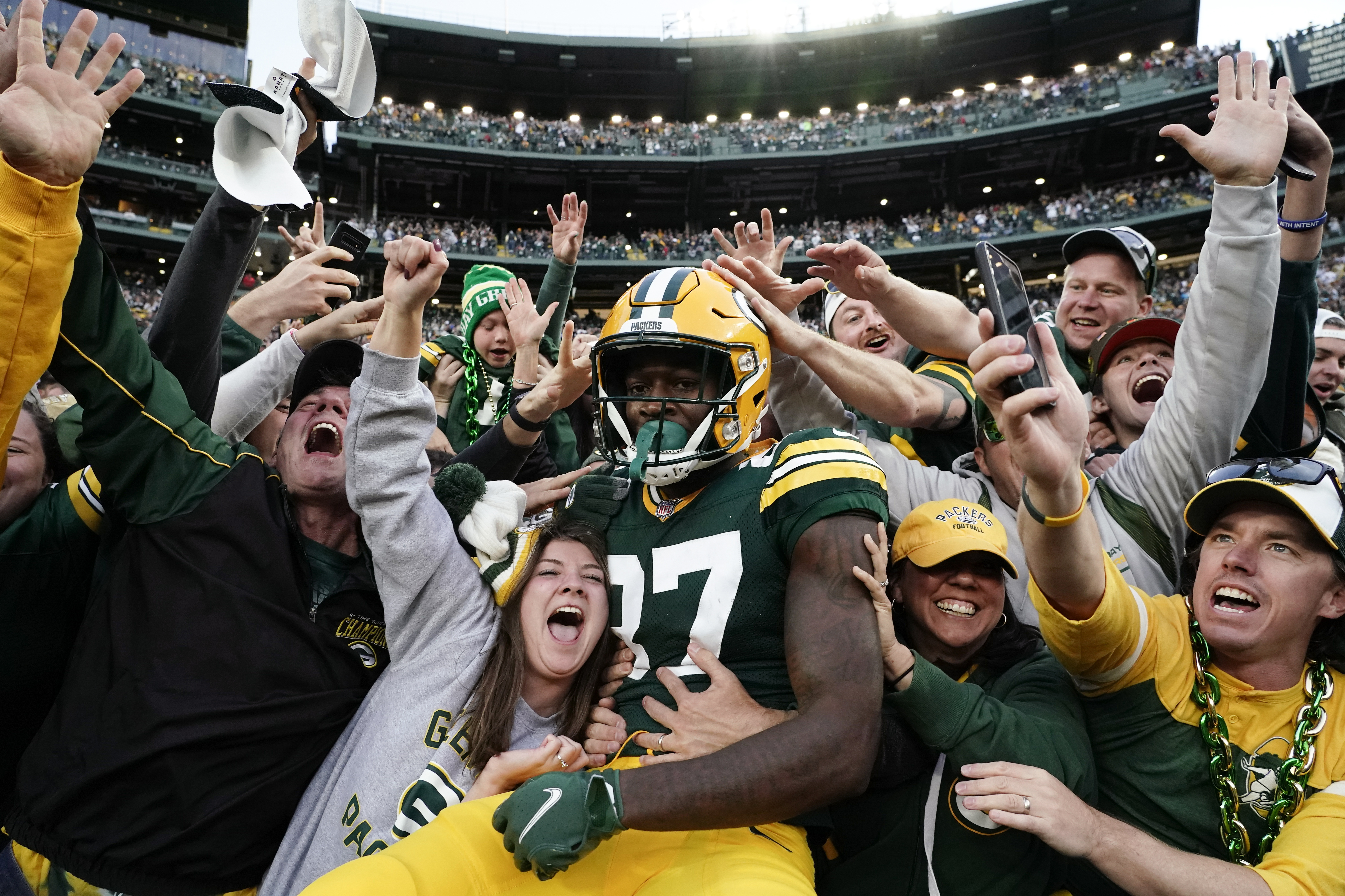 Rodgers, Crosby's OT FG lead Packers past Pats, Zappe 27-24 - The