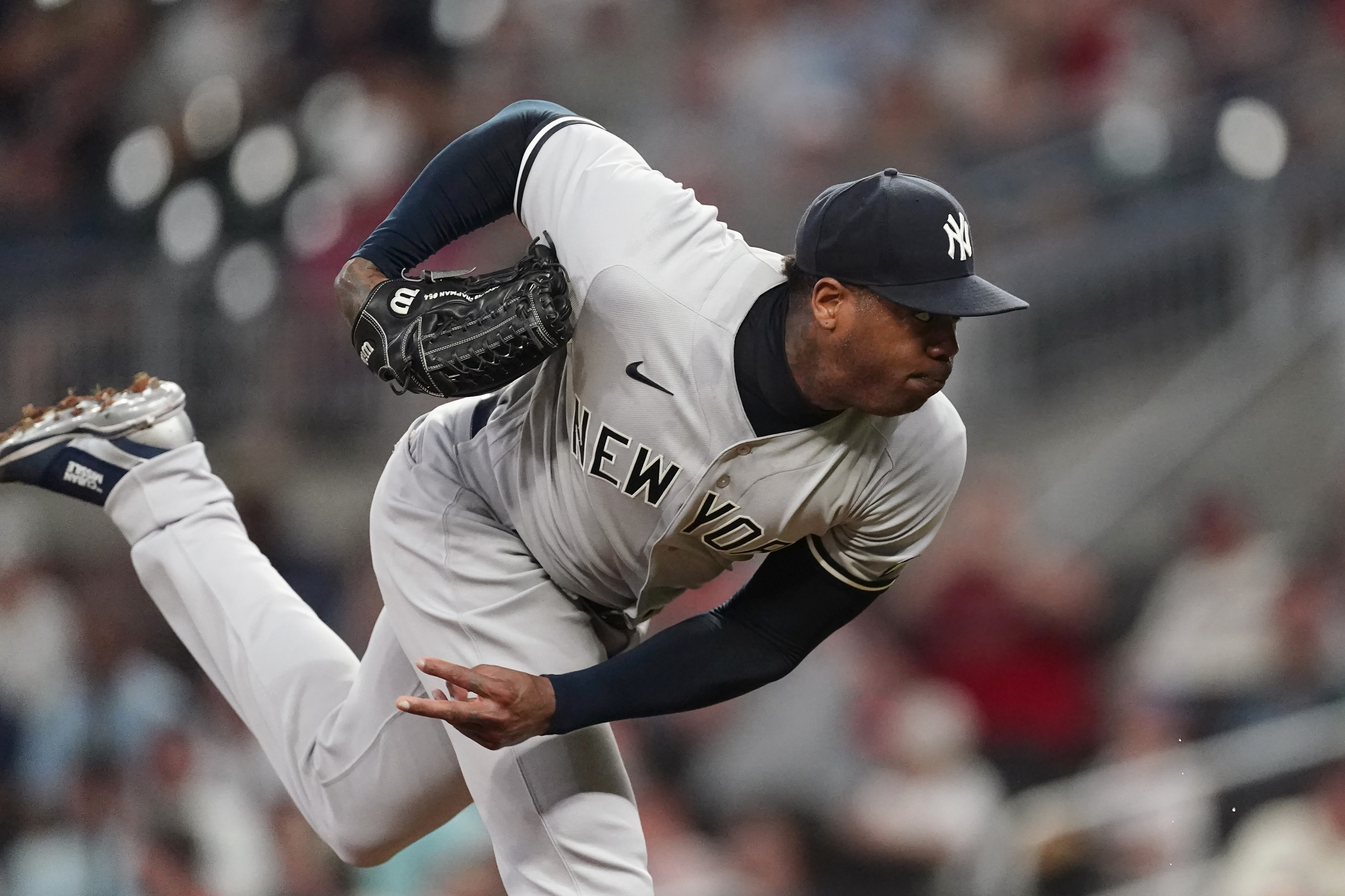 Yankees pitcher Jonathan Loaisiga works two scoreless innings in