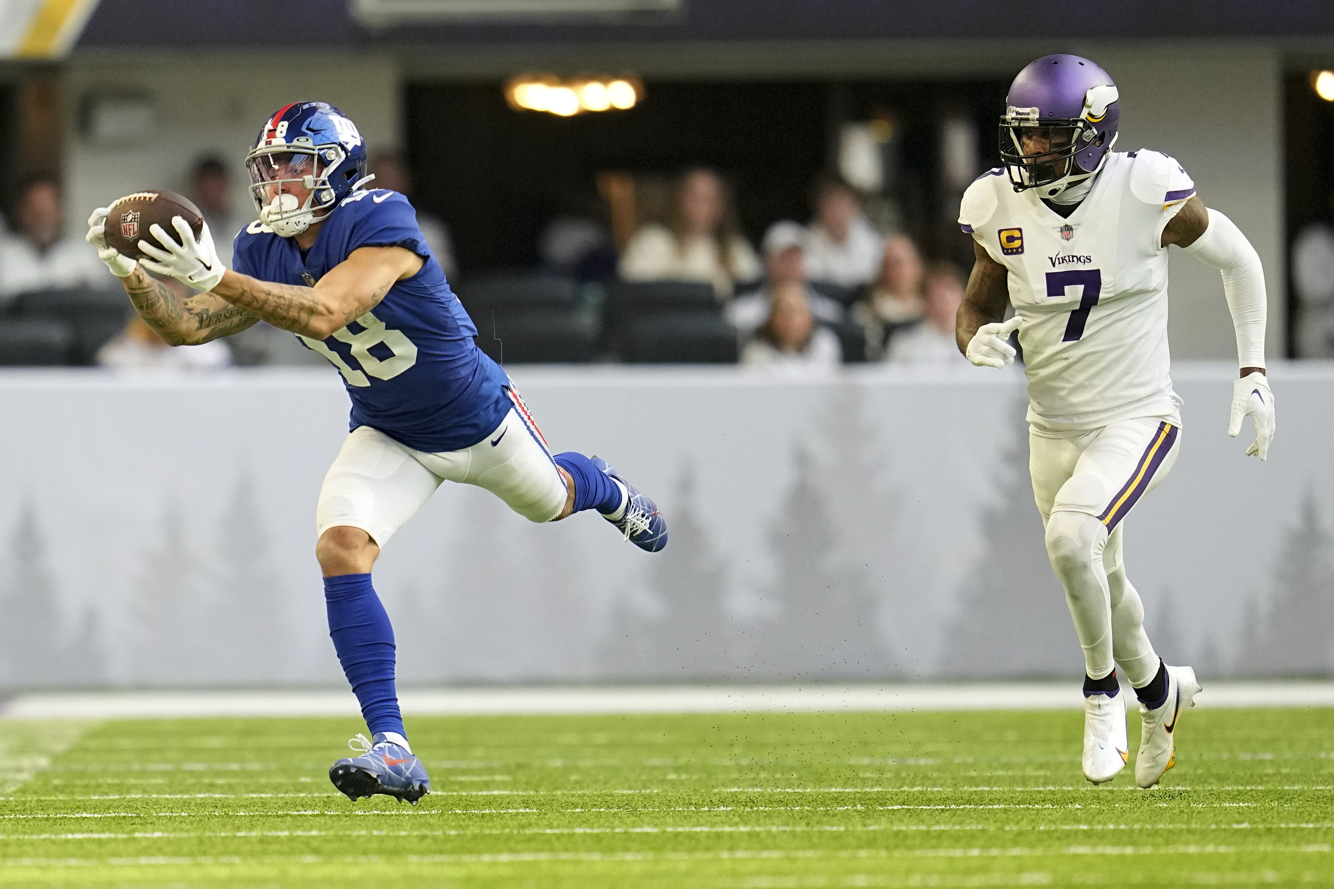 Minnesota Vikings edge New York Giants 27-24 on Greg Joseph's game