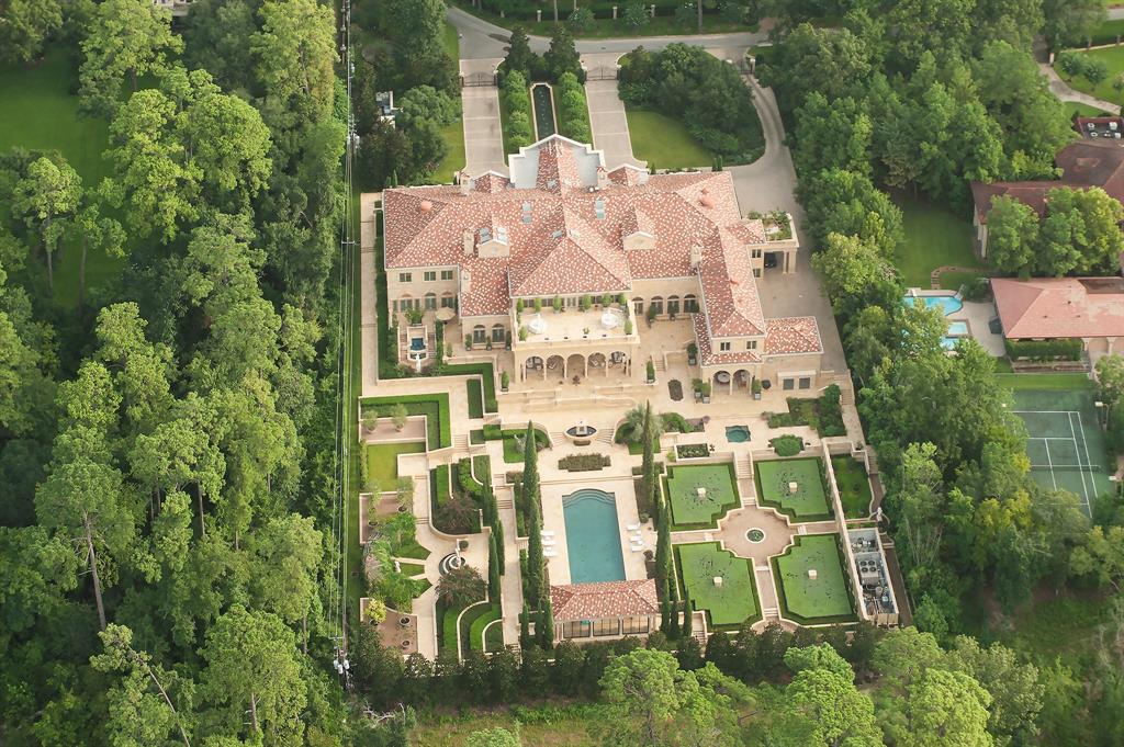 Peek Inside This French Style Houston Home With 26 000 Square Feet Of Space Just Listed For 30 Million