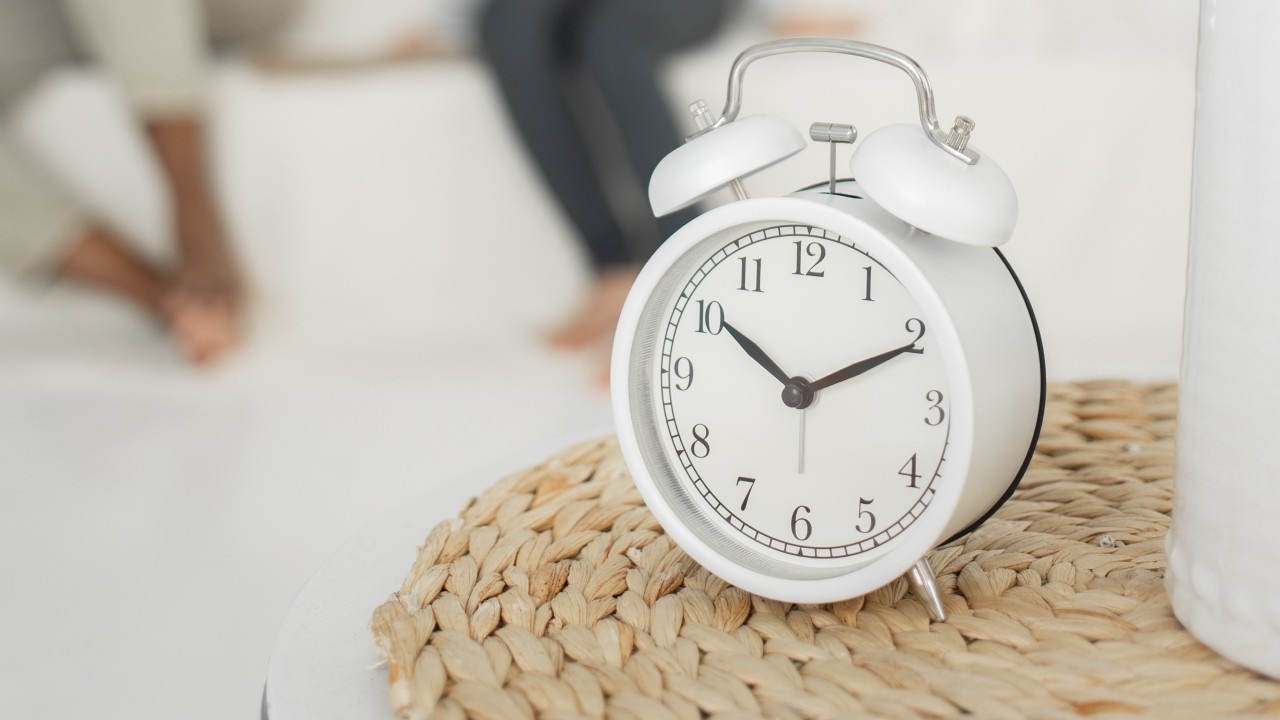 Daylight Savings Time Ends Royalty-Free Images, Stock Photos & Pictures