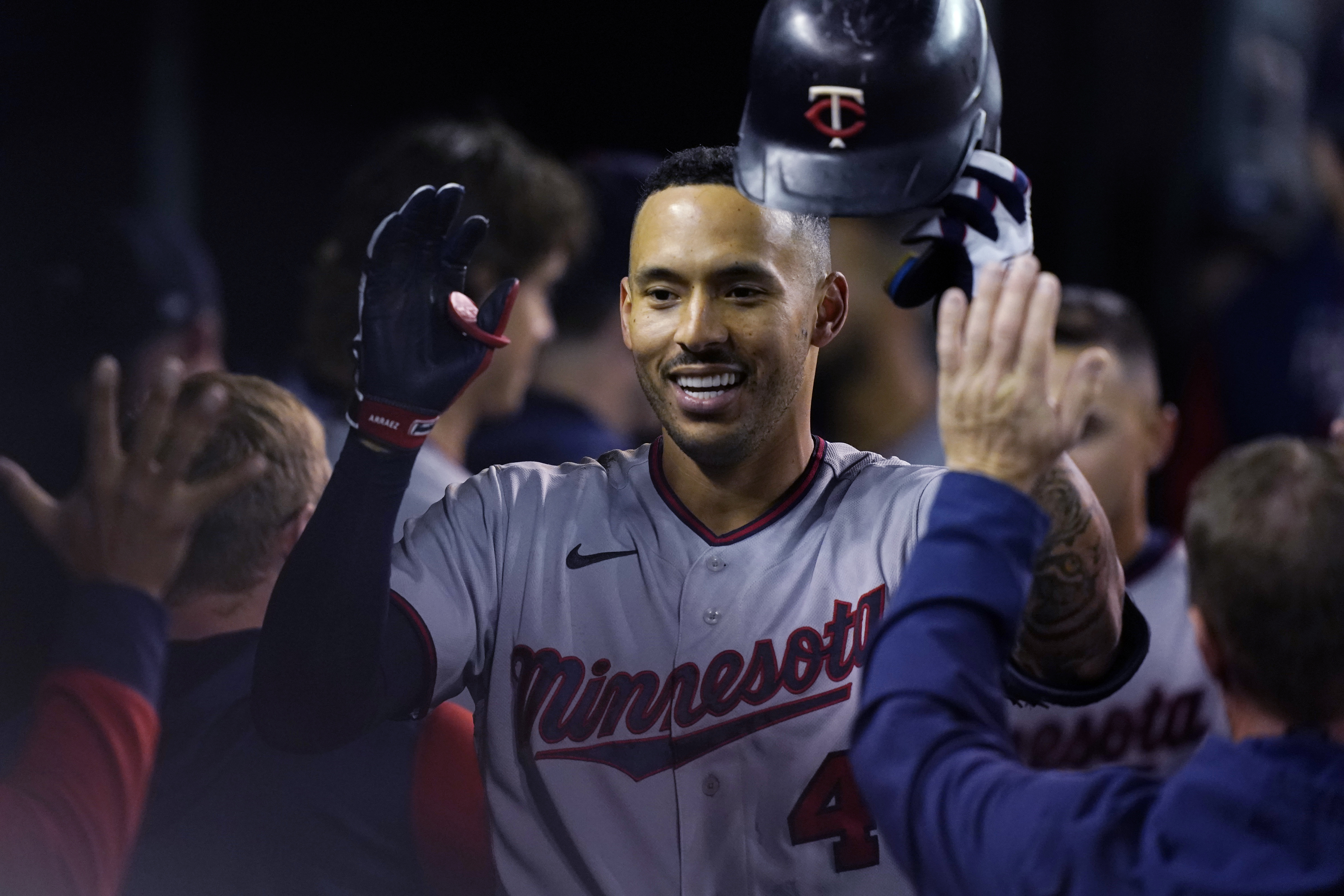 Free Agency Live: Carlos Correa joins Minnesota Twins