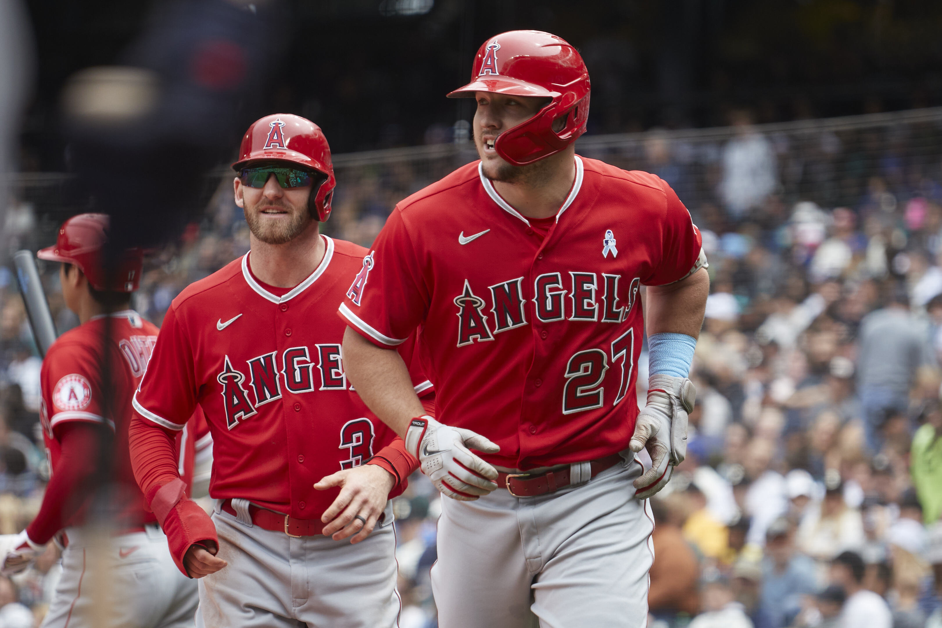 Trout hits 5th HR in 5-game series, Angels beat Mariners