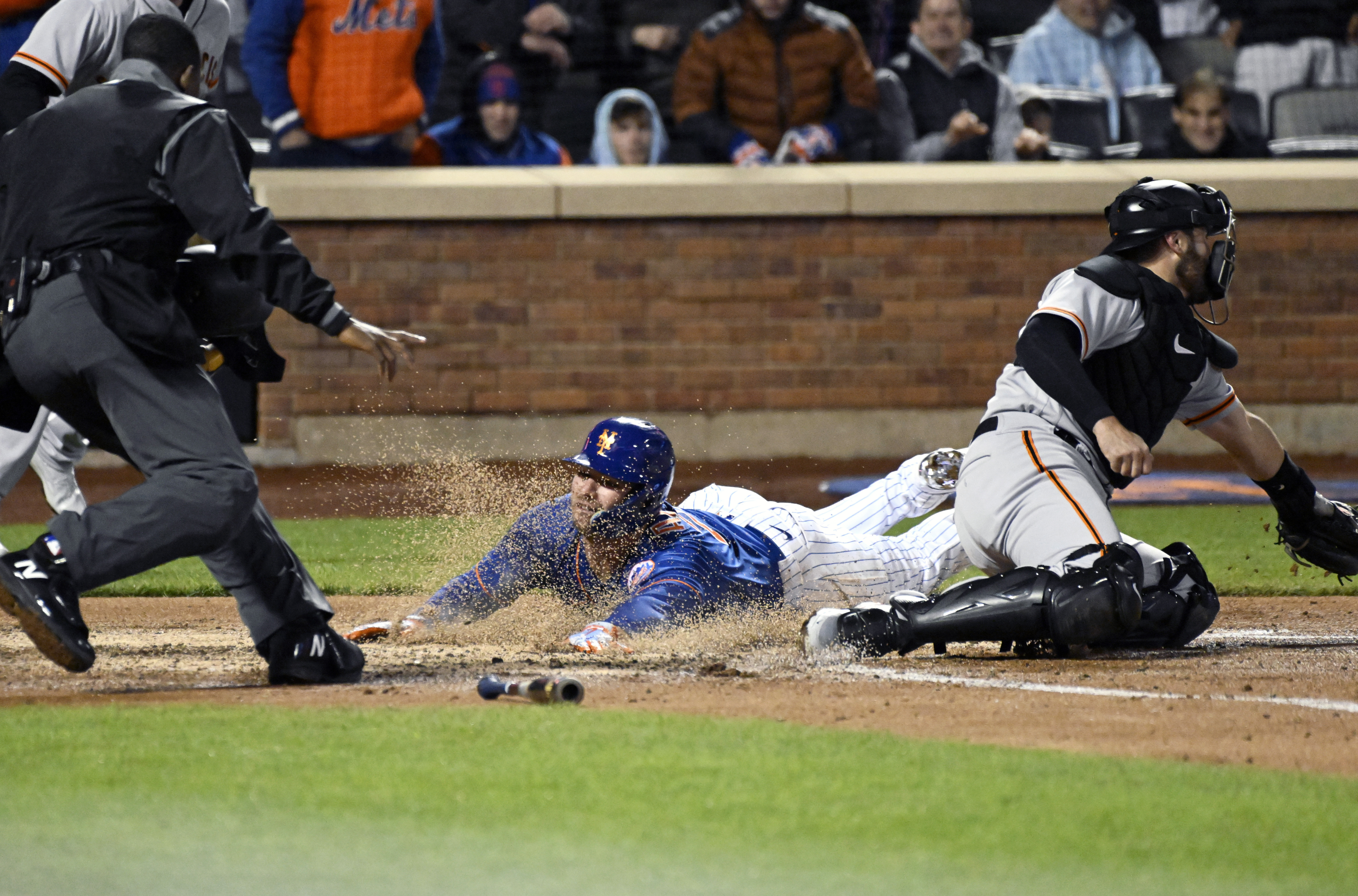 Dominic Smith's RBI single, 04/19/2022