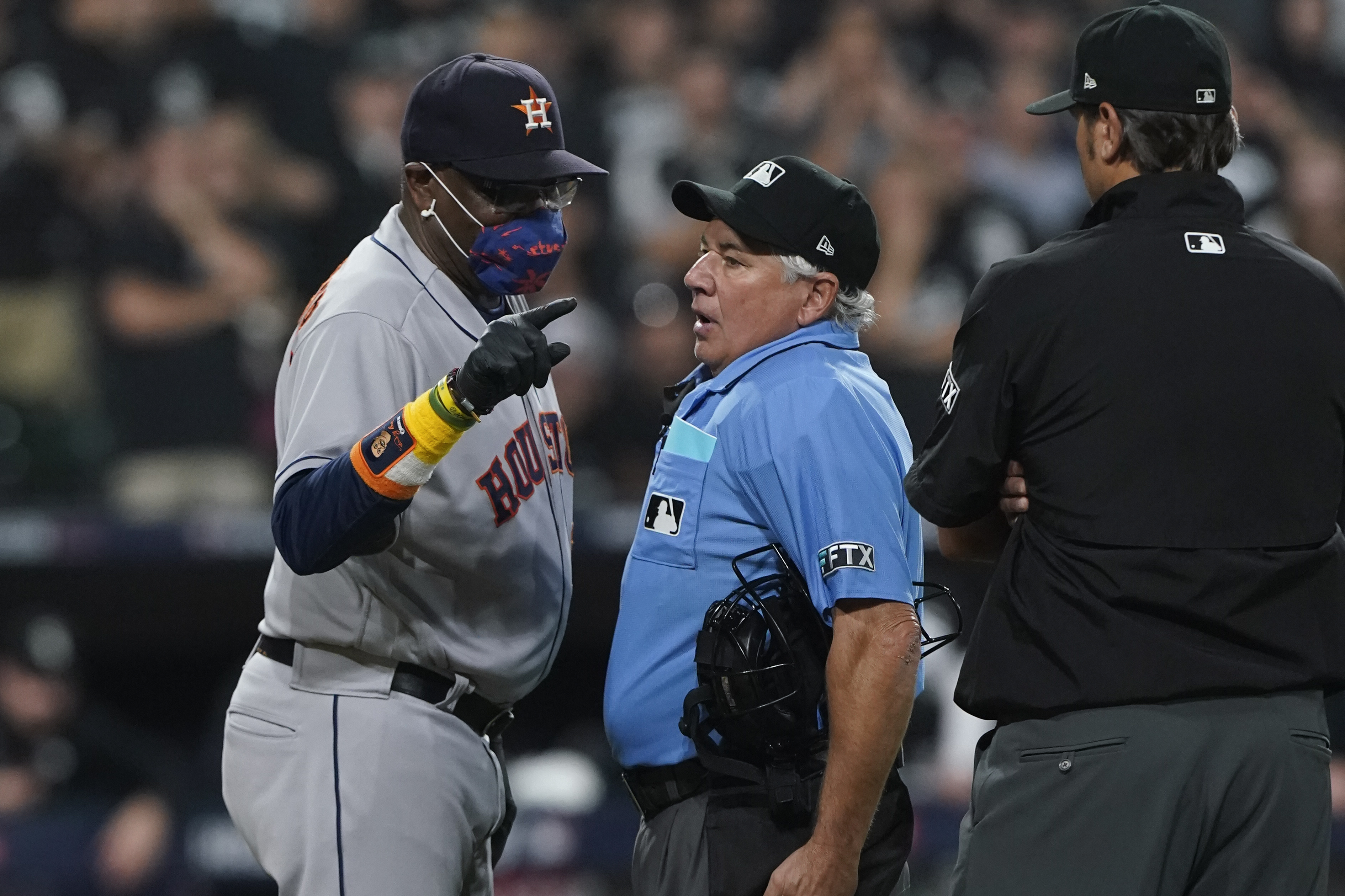 Hinch, Luhnow fired for Astros' sign stealing, Sports