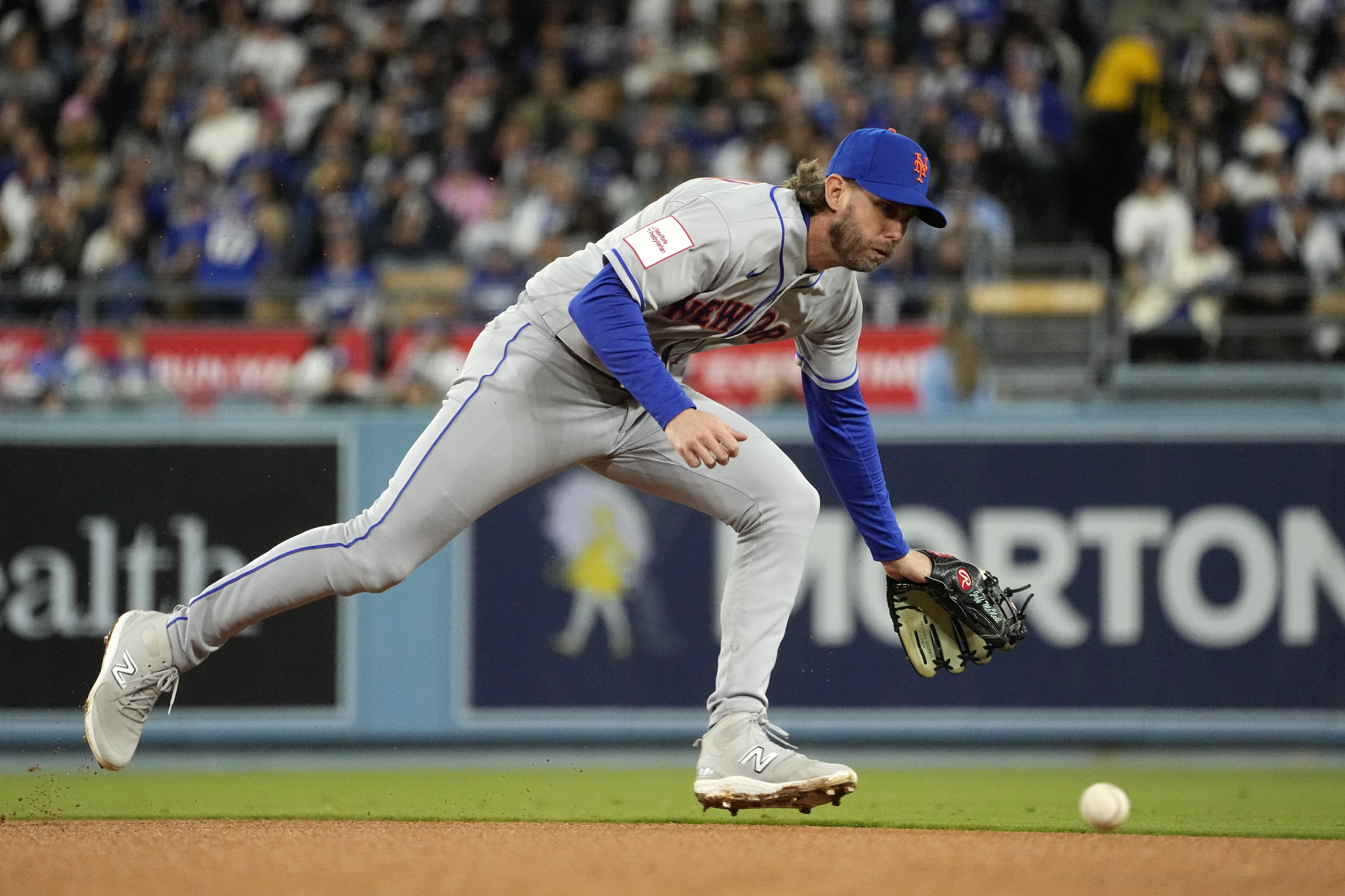 Clayton Kershaw is superb in joining 200-win club as Dodgers blank Mets