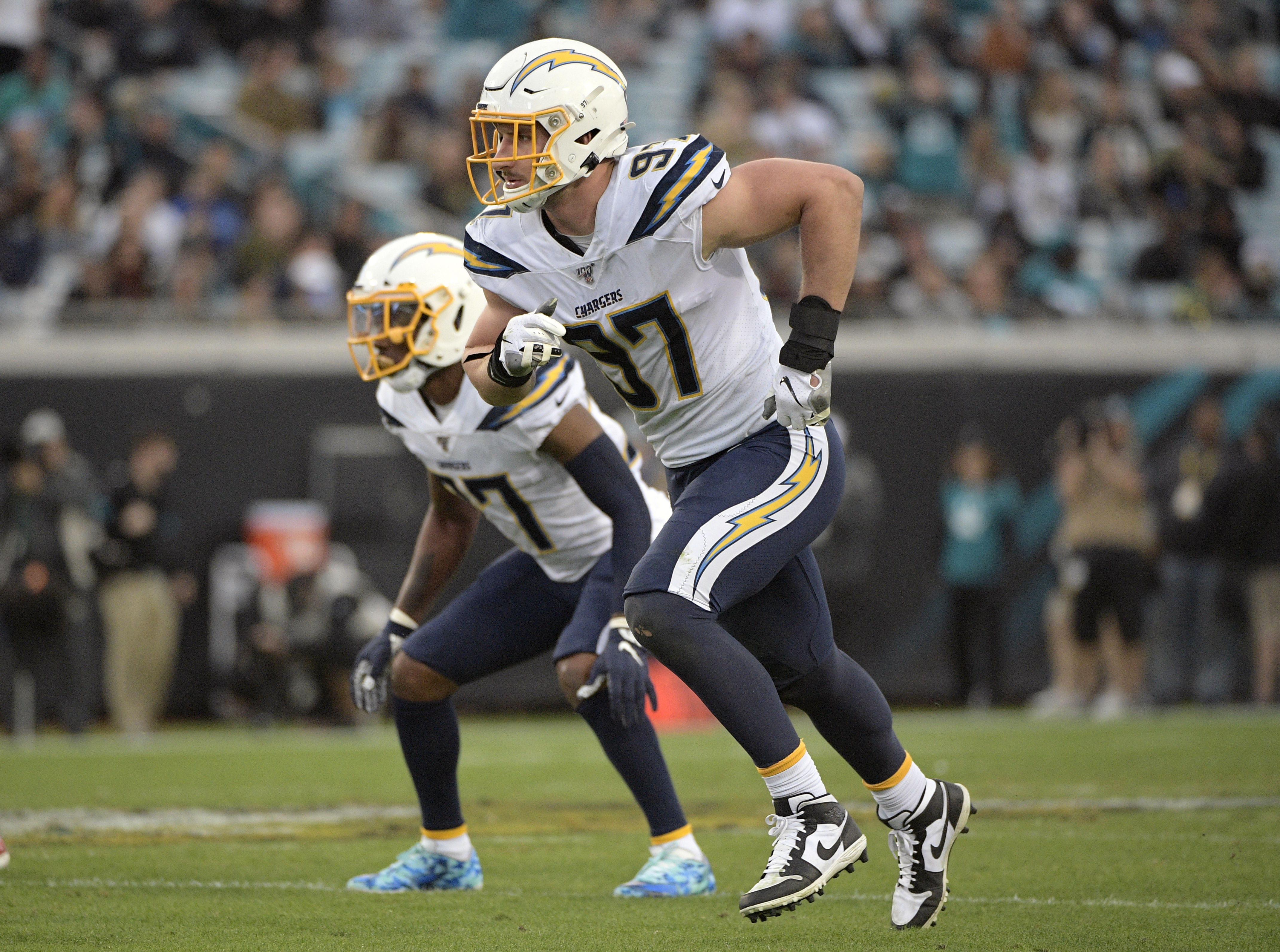 Chargers withdraw contract offer to first-round pick Joey Bosa