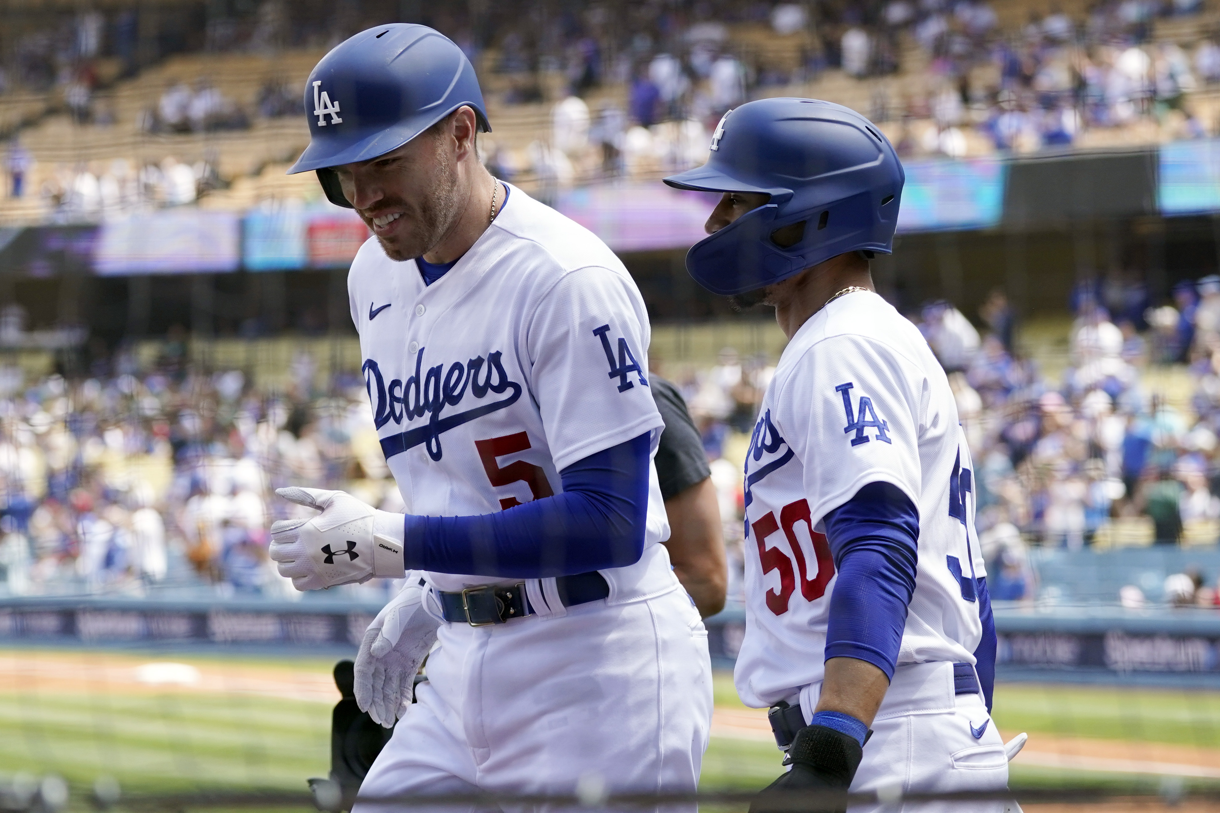 MLB Roundup: Dodgers beat Braves, take 2 of 3 from defending champs