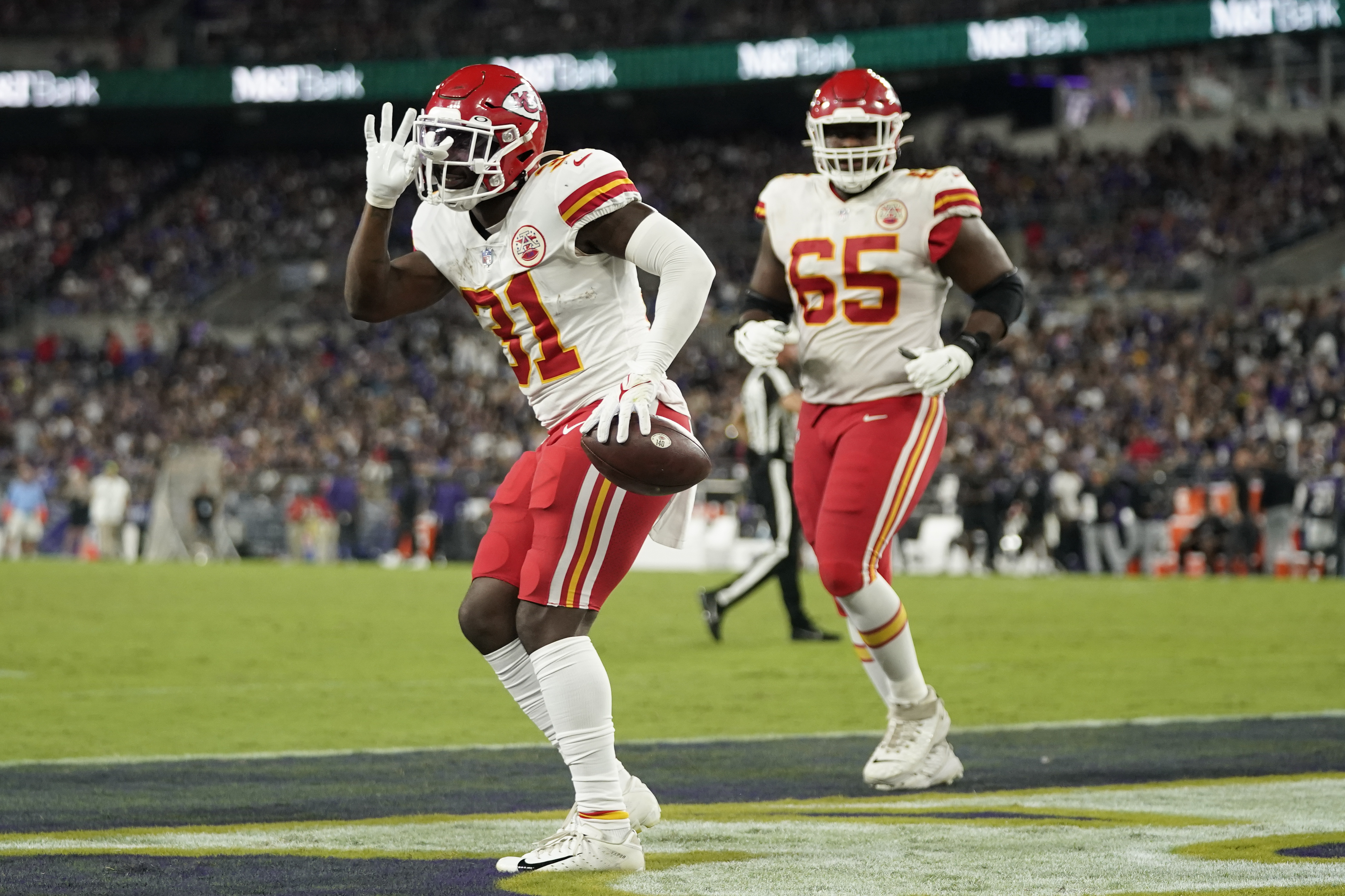 Chiefs defense exposed by Jackson, Ravens in 36-35 defeat