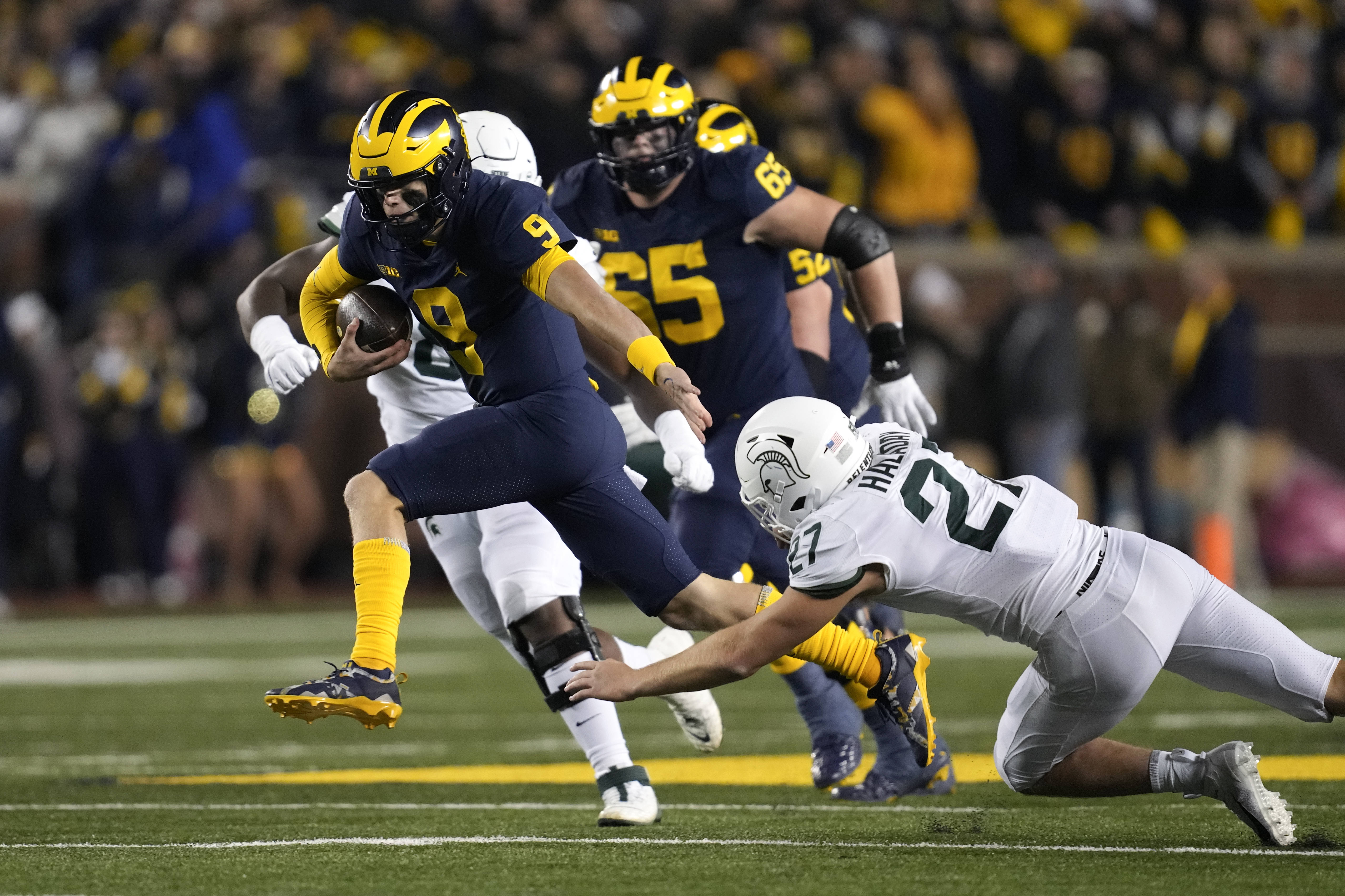 Differing paths of QBs Stroud, McCarthy led them to The Game