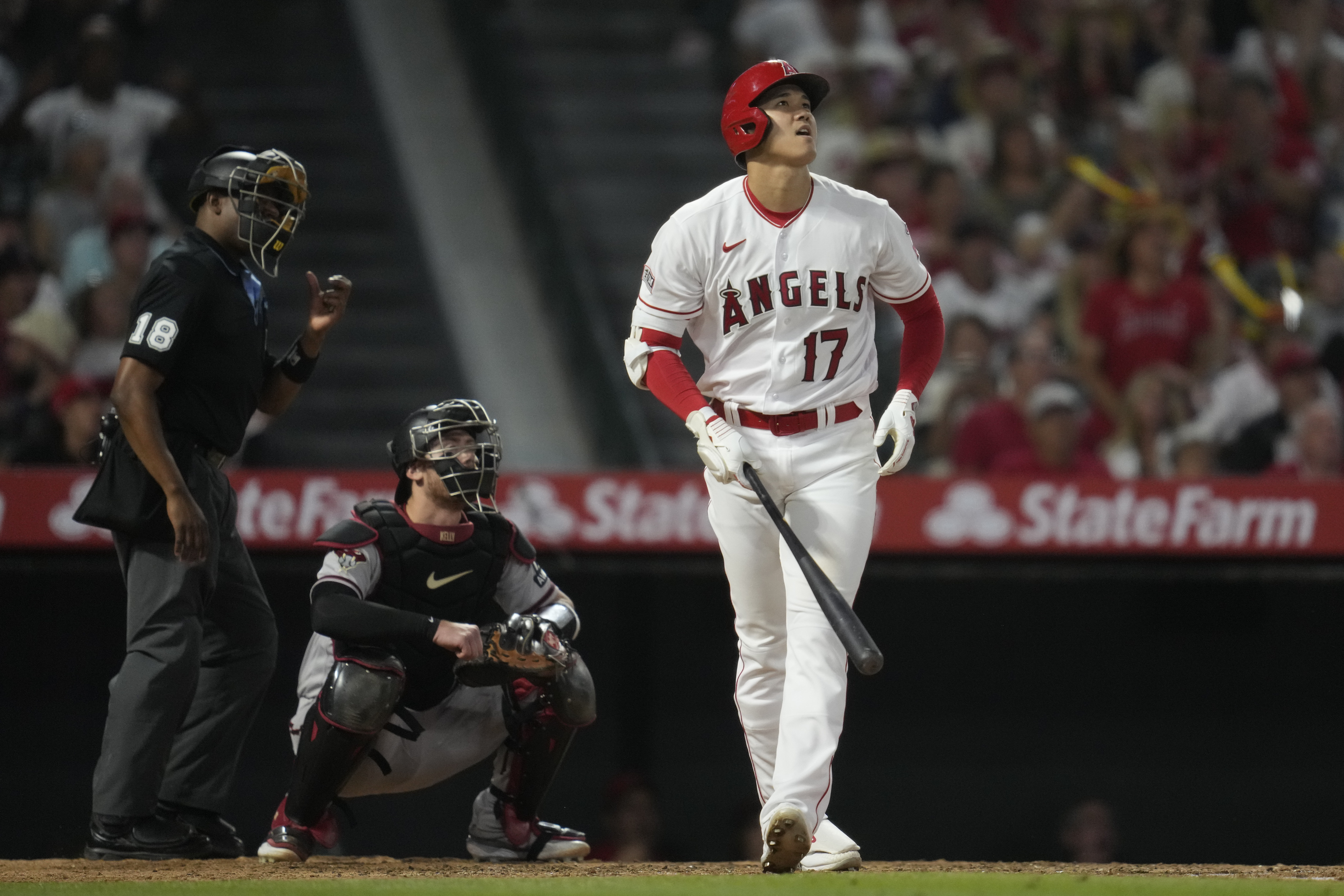 Ohtani hits the longest home run of his MLB career (493 feet) to reach 30  this season