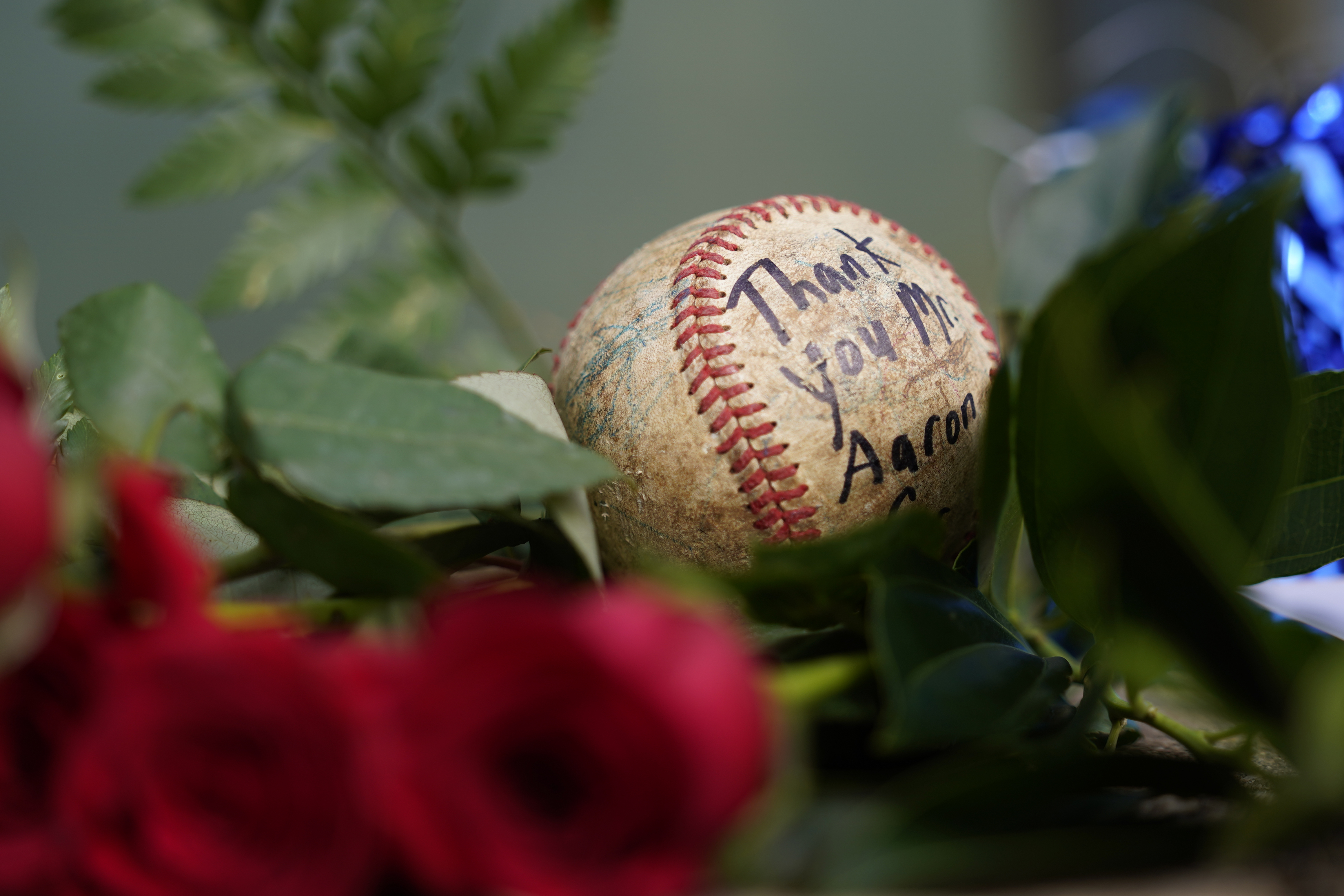 Hank Aaron, baseball's one-time home run king, dies at 86 - OPB