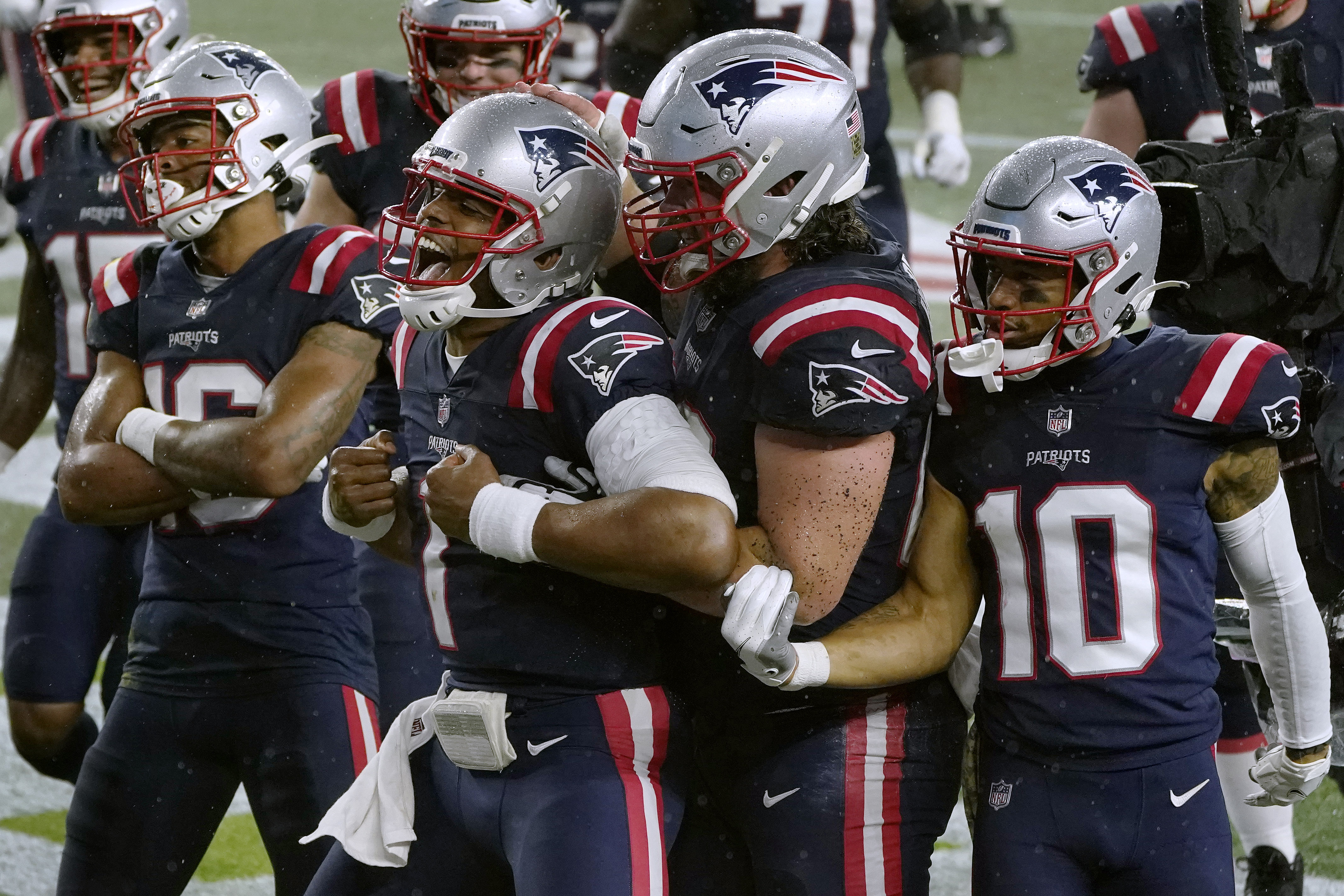 Patriots vs. Ravens score, takeaways: Lamar Jackson throws four TD passes  as Baltimore spoils Pats home opener 