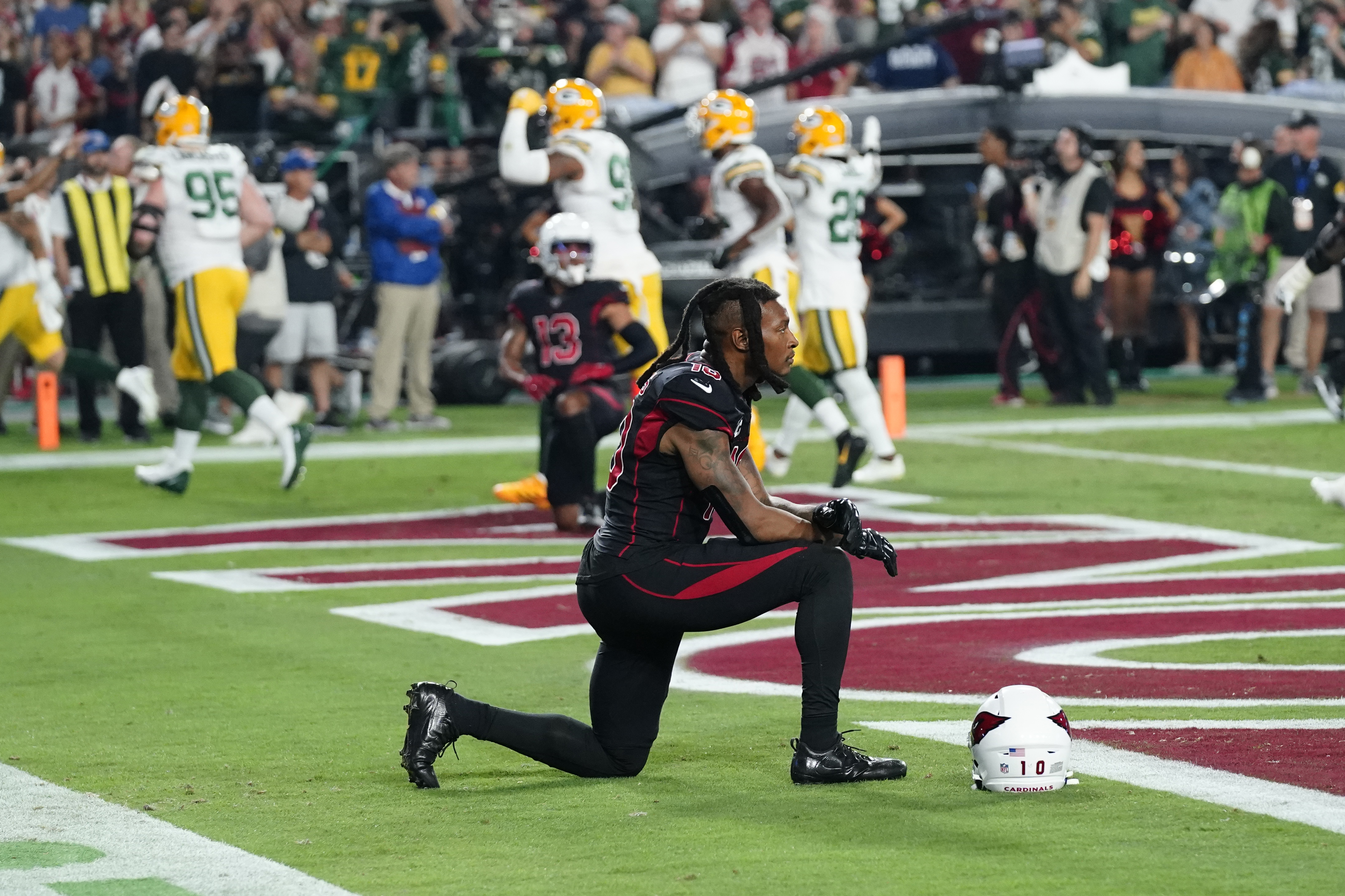 Kyler Murray throws two TD passes, runs for another score in Cardinals' win  over Panthers - Newsday