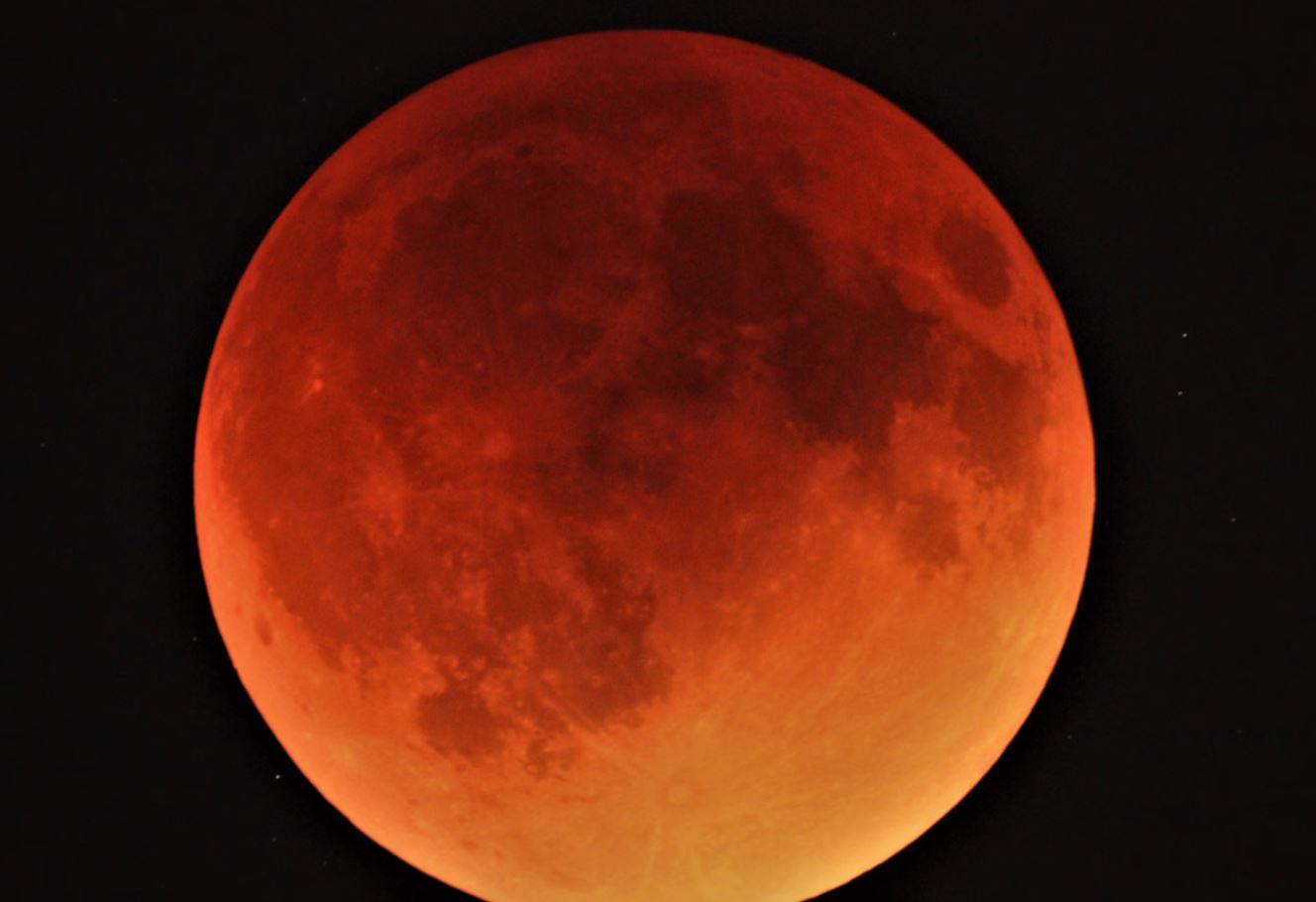 What Does It Mean When There Is A Red Full Moon