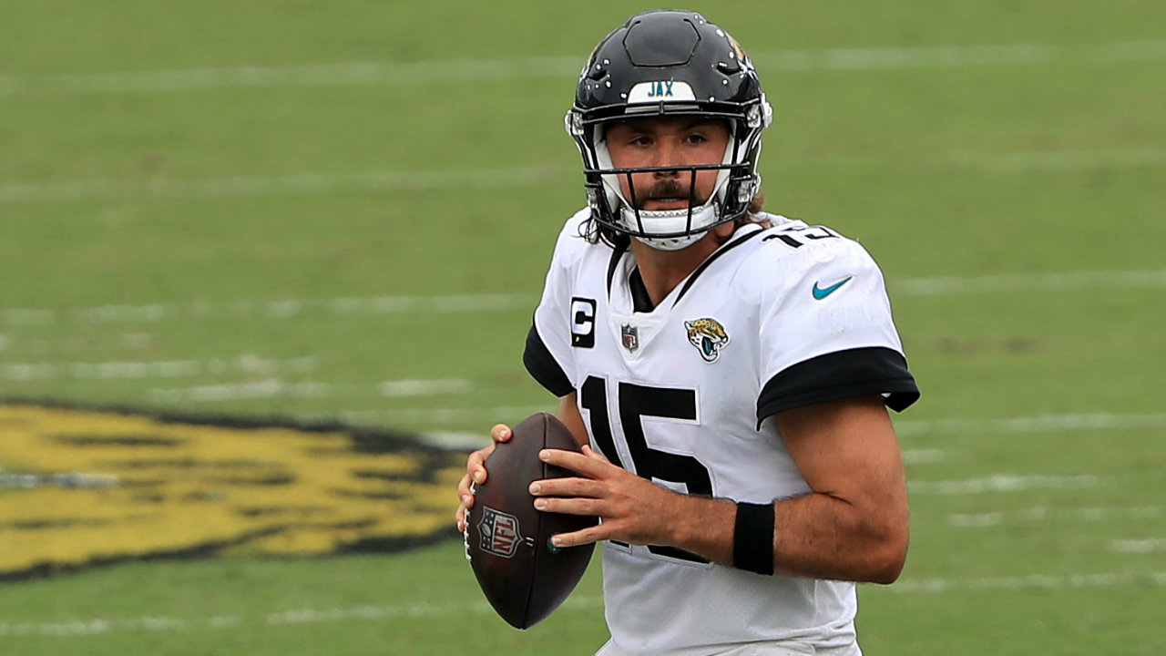 November 22, 2020 - Jacksonville, FL, U.S: Jacksonville Jaguars running  back James Robinson (30) during 1st half NFL football game between the  Pittsburgh Steelers and the Jacksonville Jaguars at TIAA Bank Field