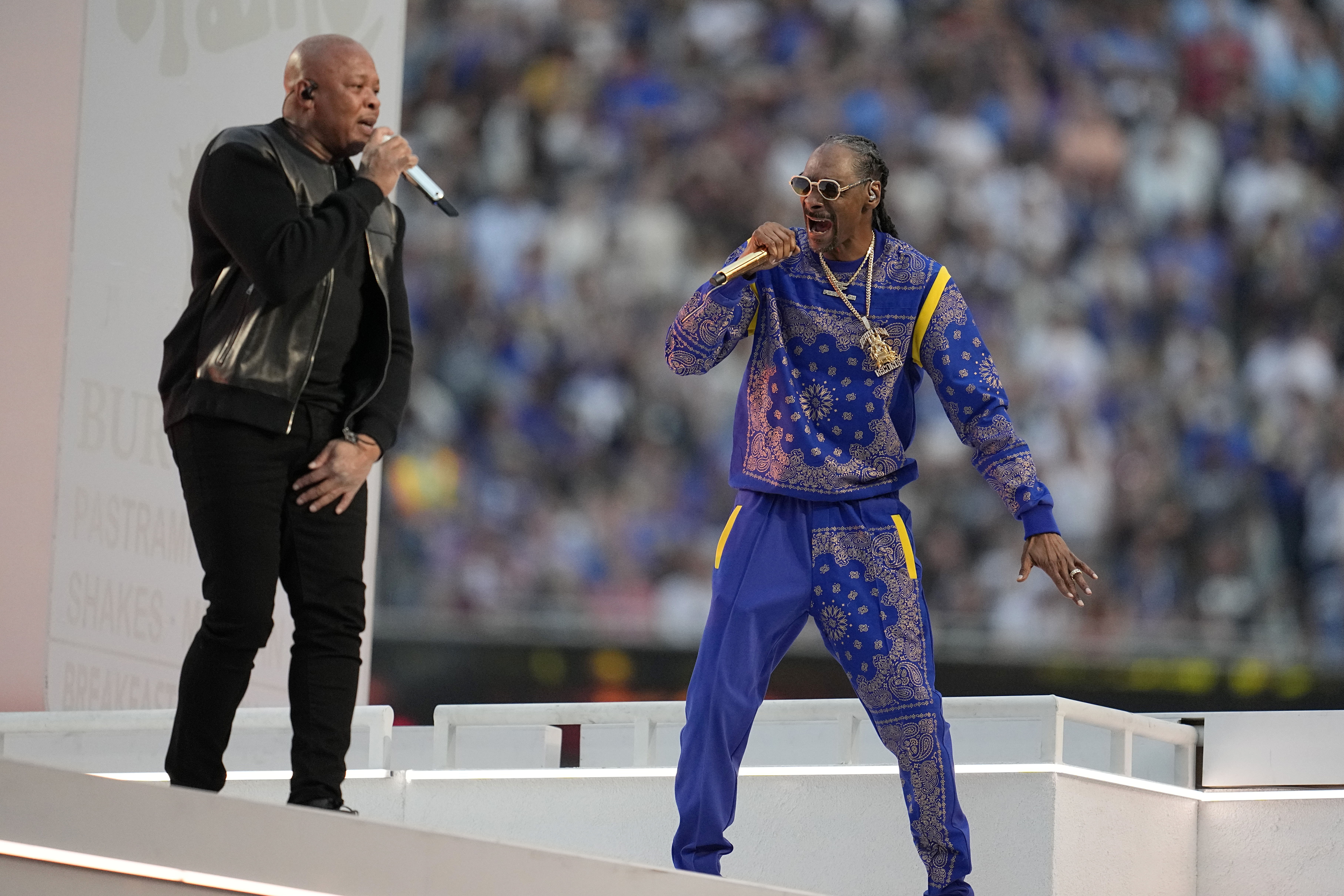 Super Bowl LVI halftime show: Dr. Dre, Snoop Dogg & Co. deliver