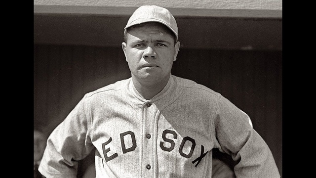 Babe Ruth hat sells for $300K