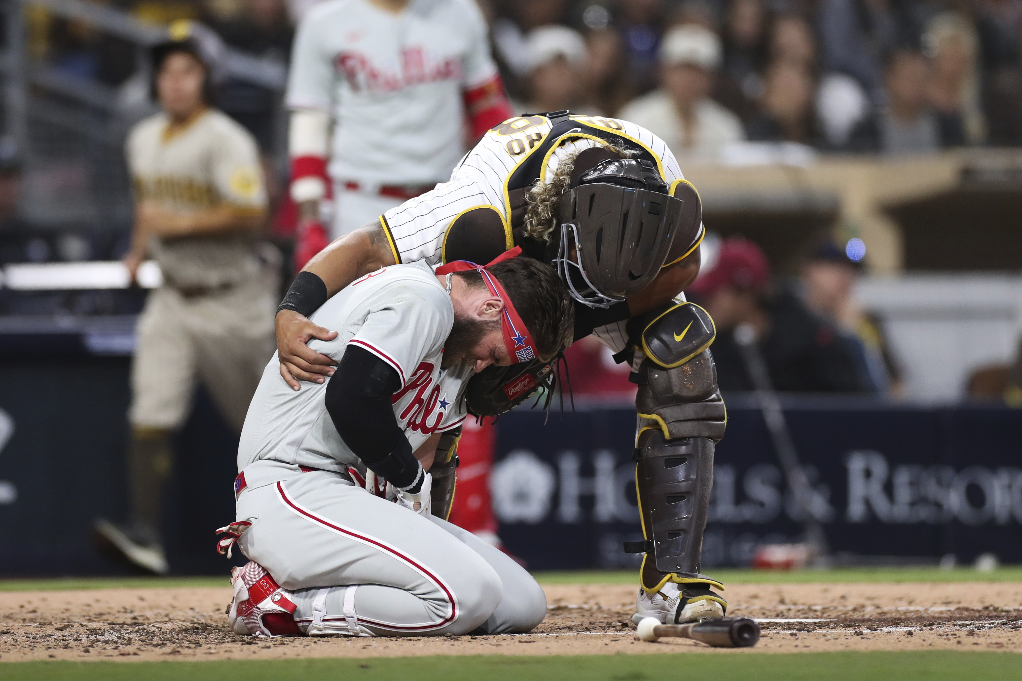 Phillies slugger Bryce Harper to get elbow checked next week