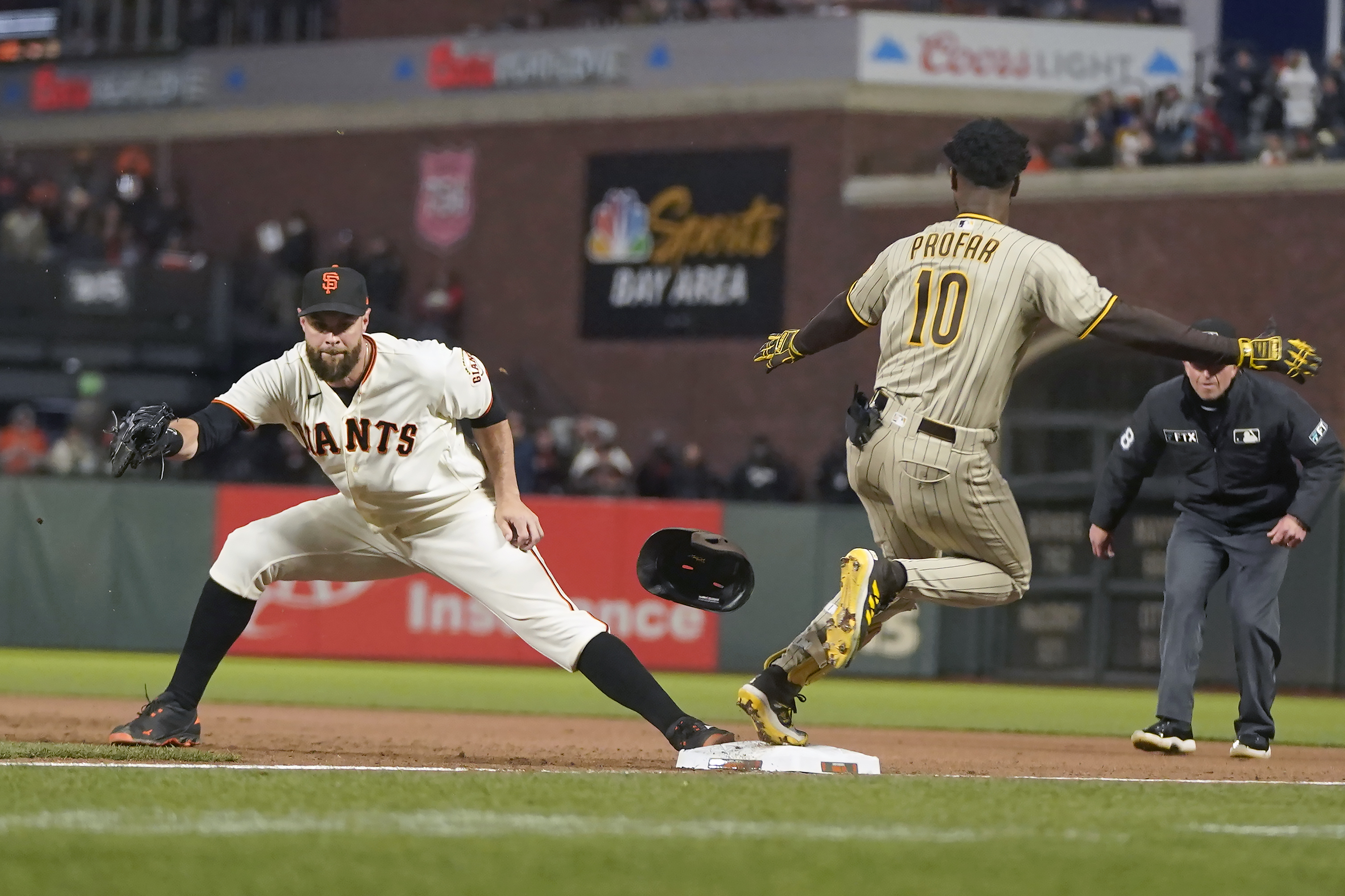 Twin's twin Tyler Rogers helps fuel San Francisco Giants' remarkable success