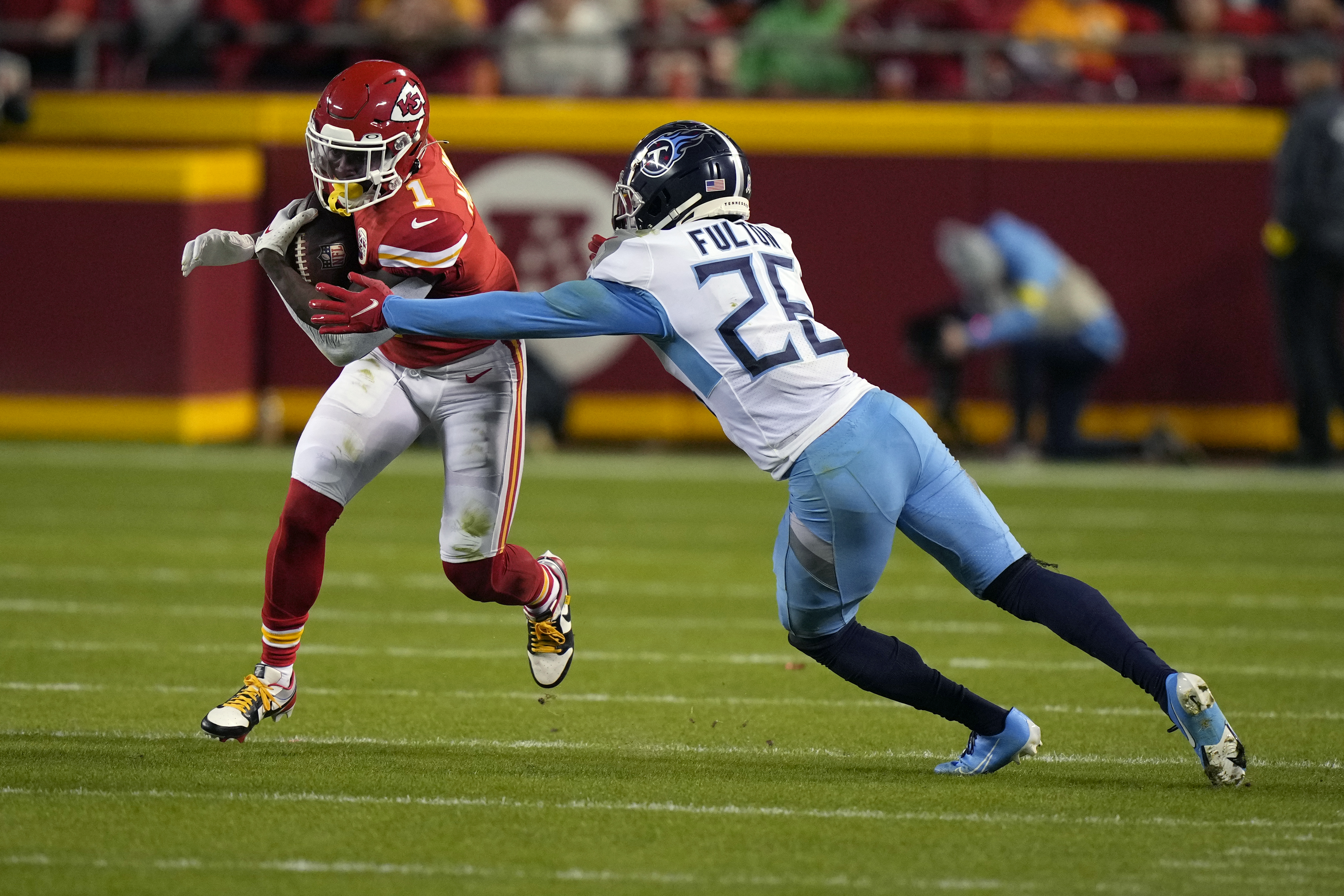 Tennessee Titans quarterback Malik Willis runs the ball during the first  half of an NFL football game against the Kansas City Chiefs Sunday, Nov. 6,  2022, in Kansas City, Mo. (AP Photo/Charlie