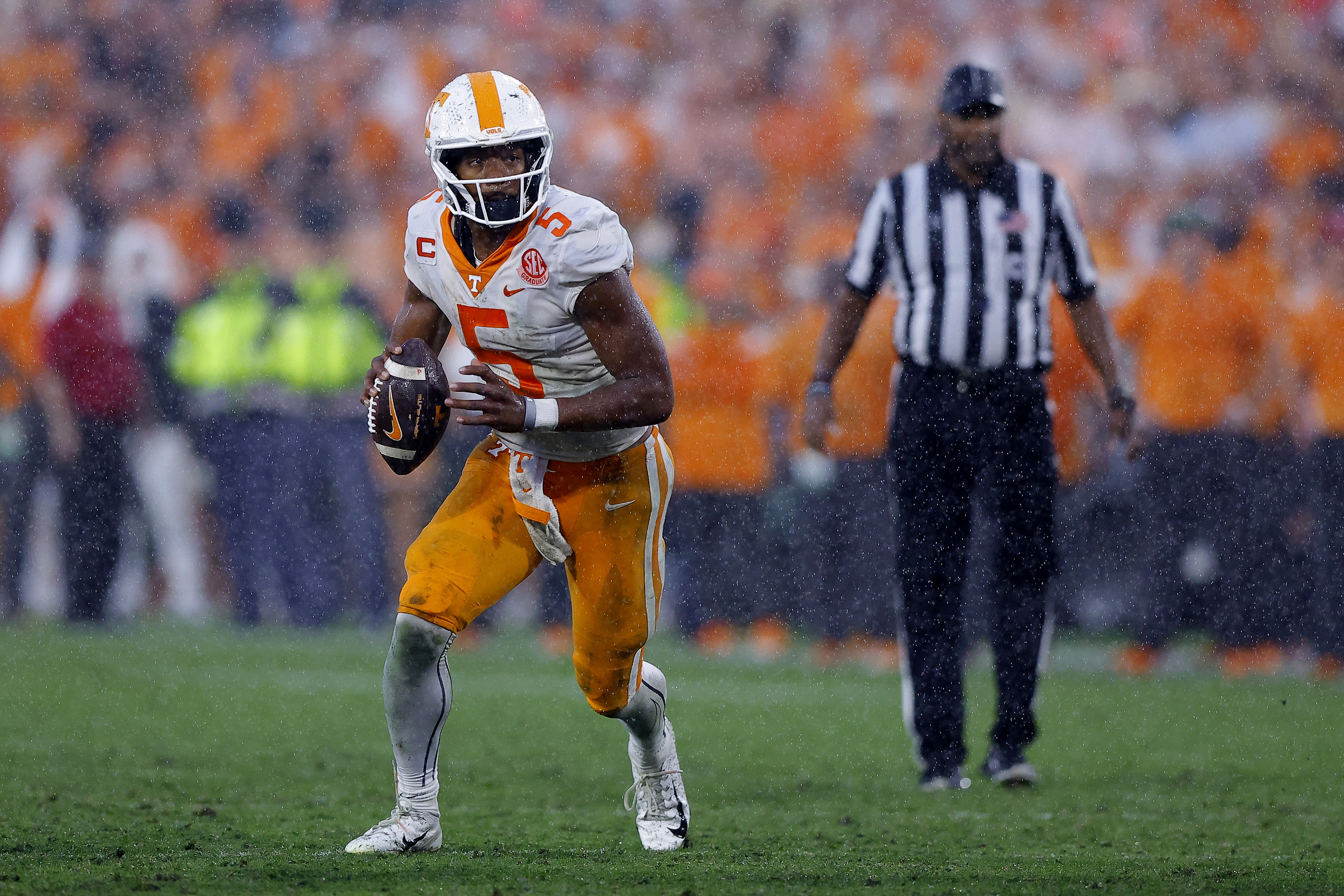 Hendon Hooker's career for Tennessee football over after tearing ACL