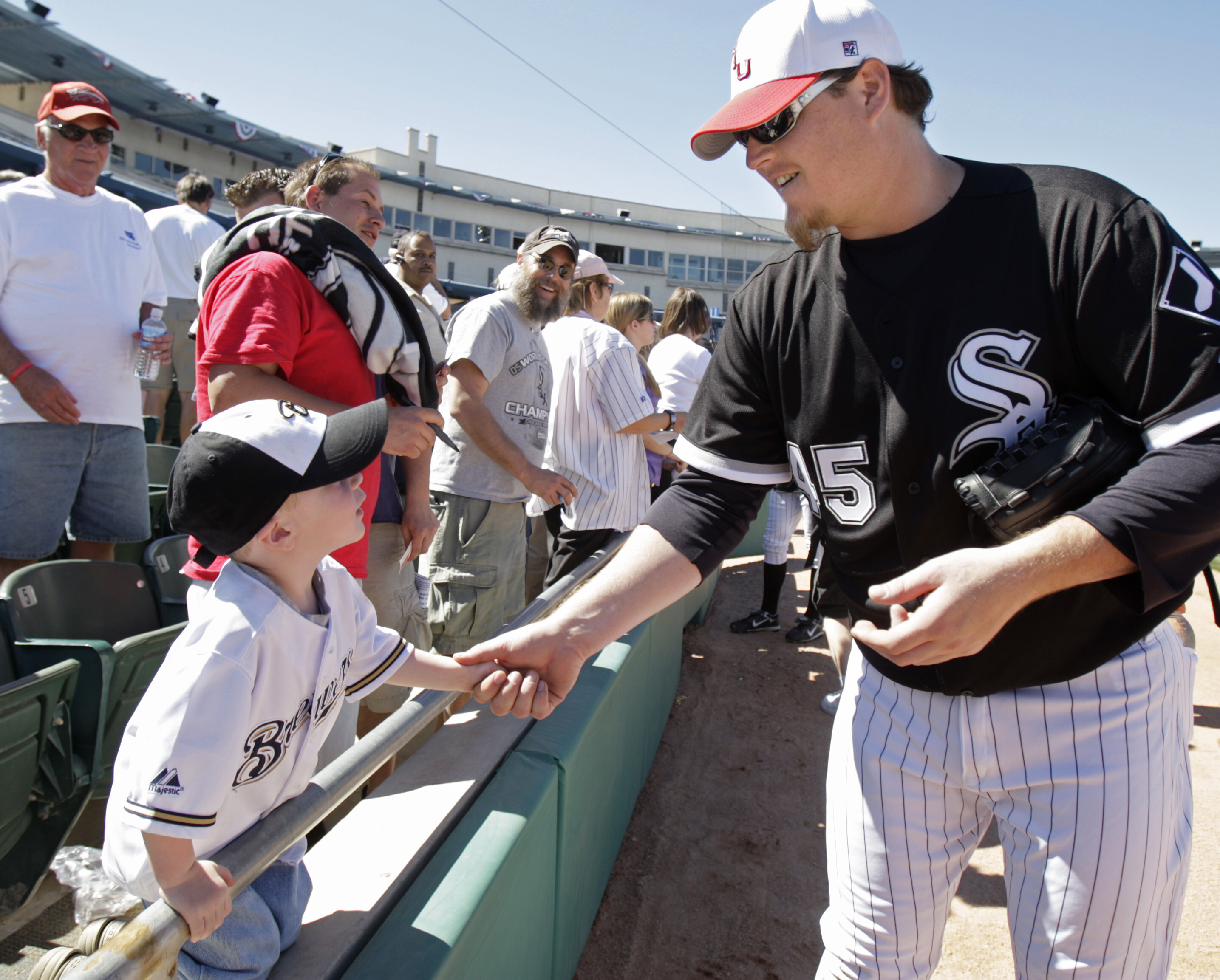 did bobby jenks chew tobacco Passes Away Bobby Jenks, 2-time All-Star closer