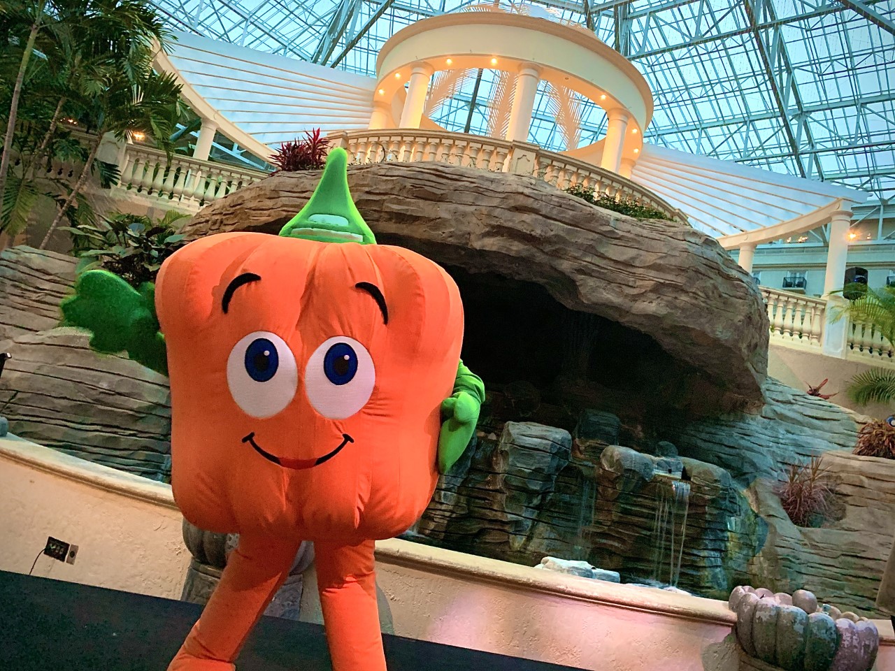 Gaylord Palms Resort announces return of Halloween 'Goblins & Giggles  Weekends'