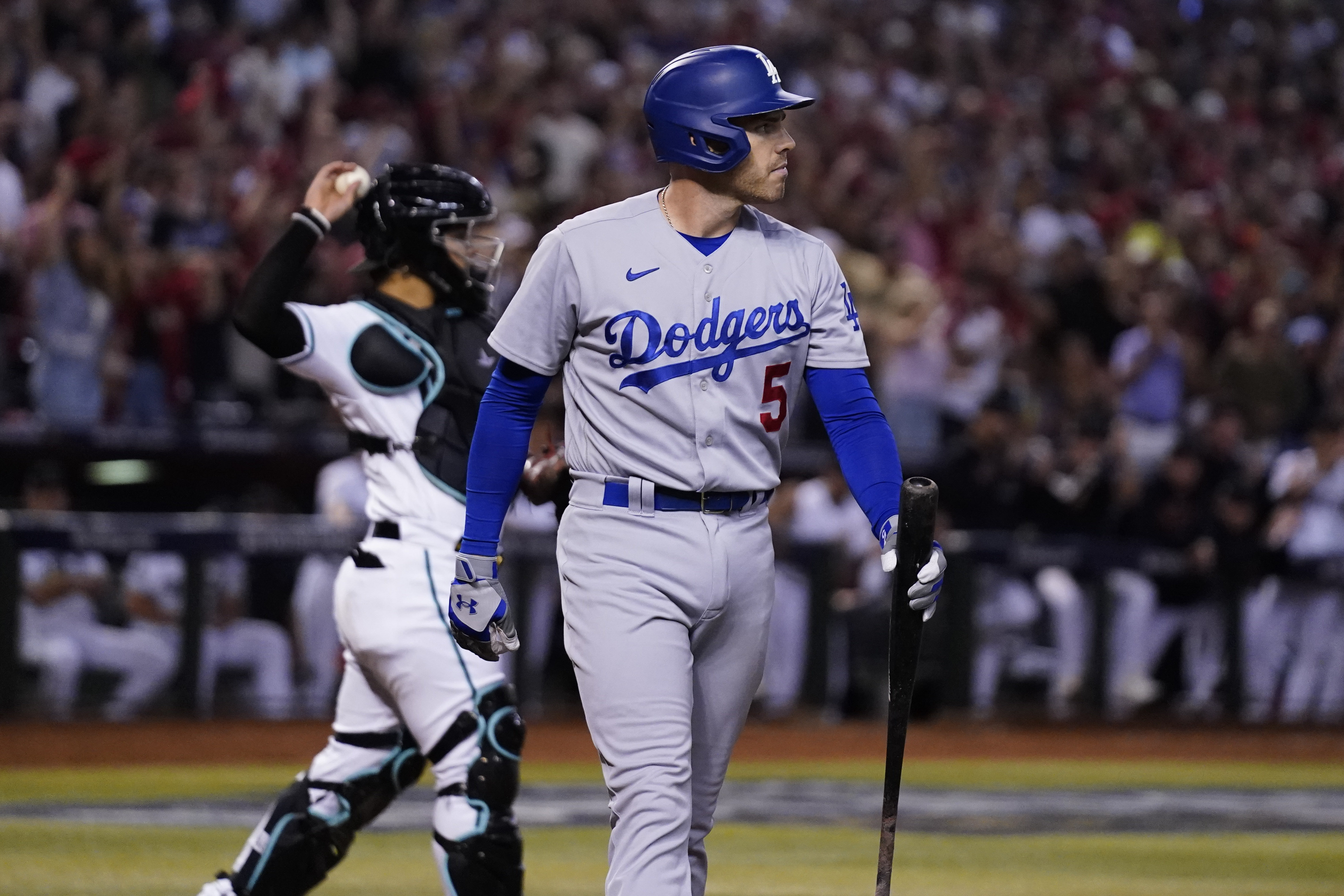 D-backs slug 4 homers in record-setting barrage, sweep Dodgers with 4-2 win  in Game 3 of NLDS, Sports