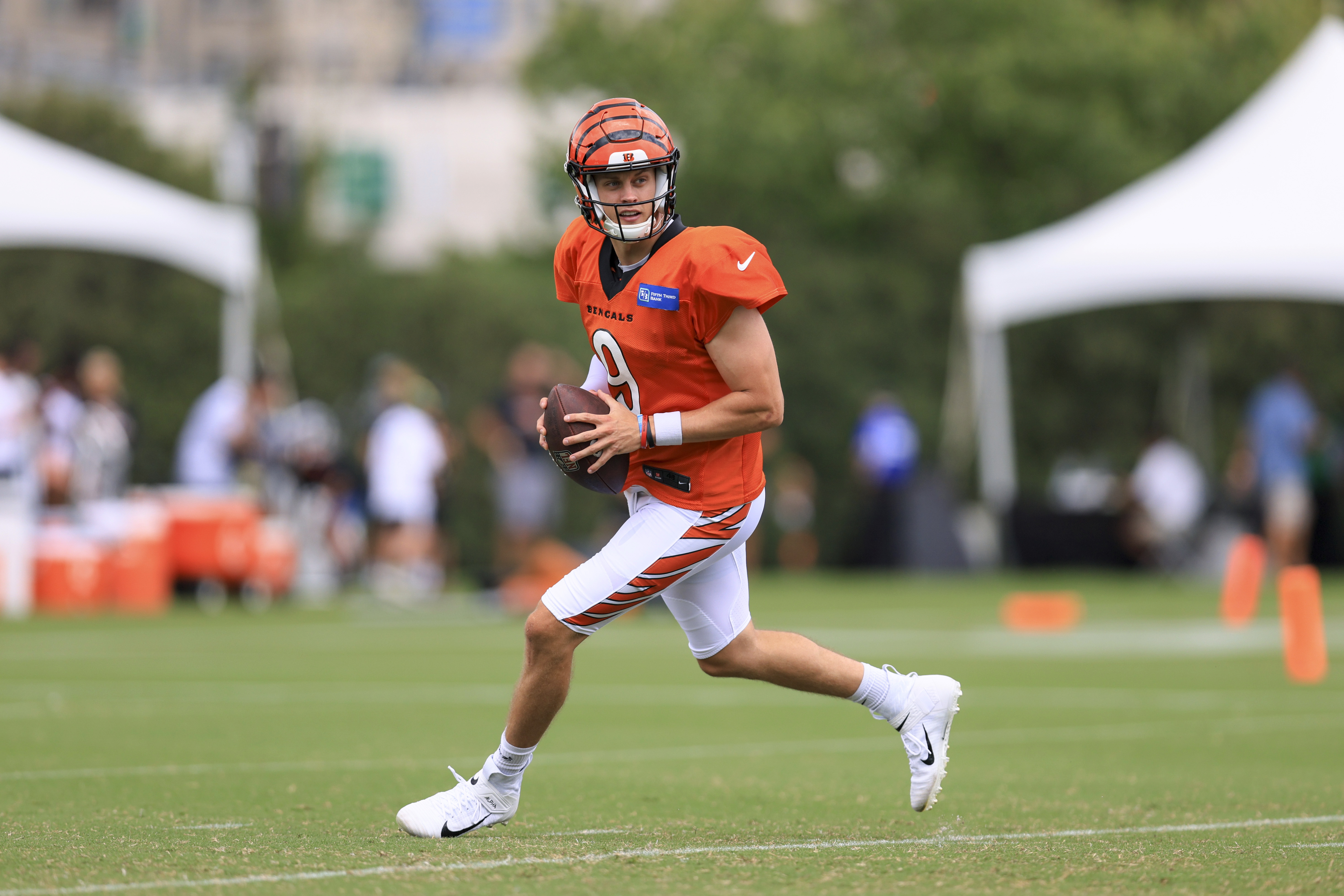 Physical Therapy Helps Joe Burrow Return to Football in 2021