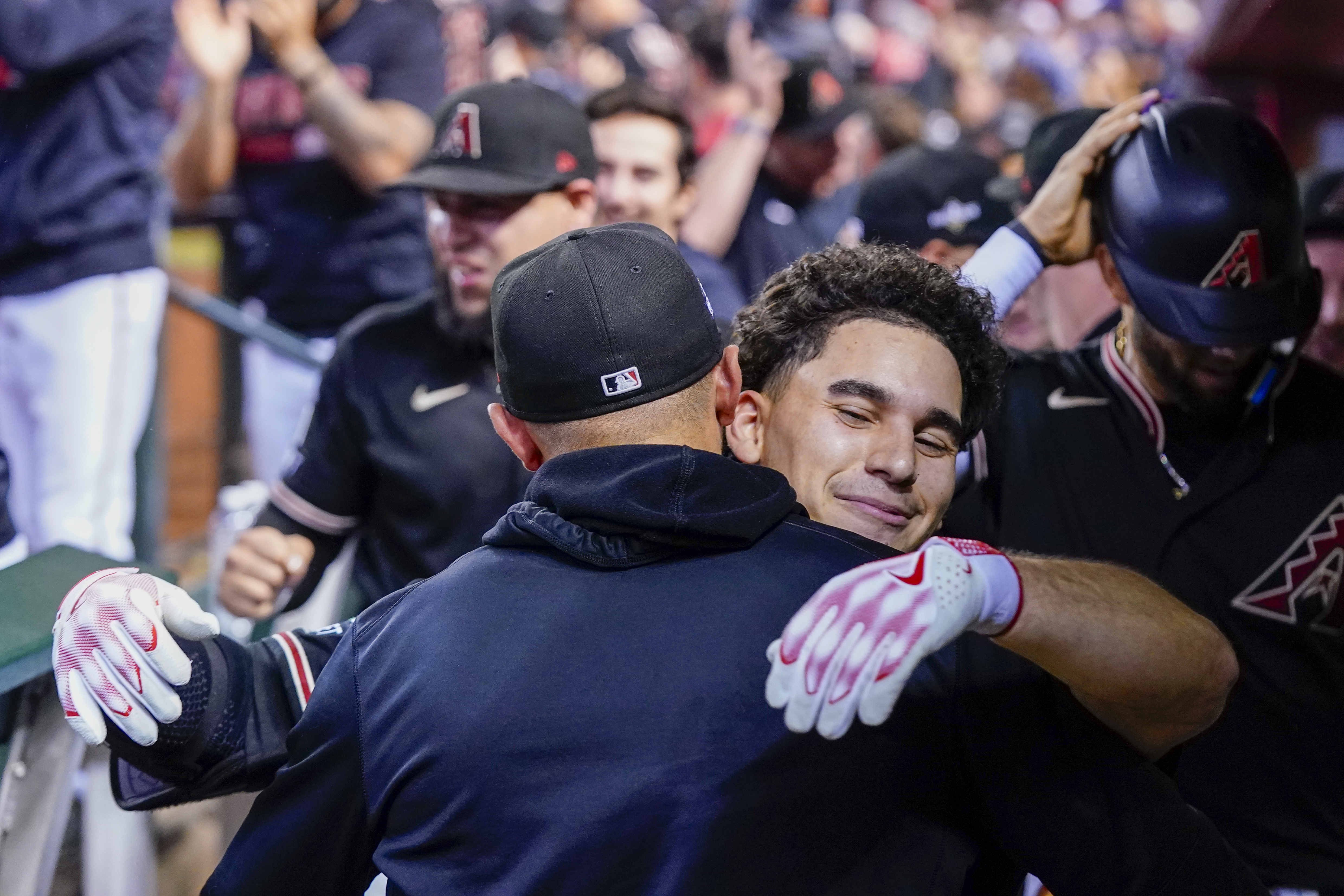 Gabriel Moreno's decisive hit send Diamondbacks over Phillies, ties NLCS -  Los Angeles Times