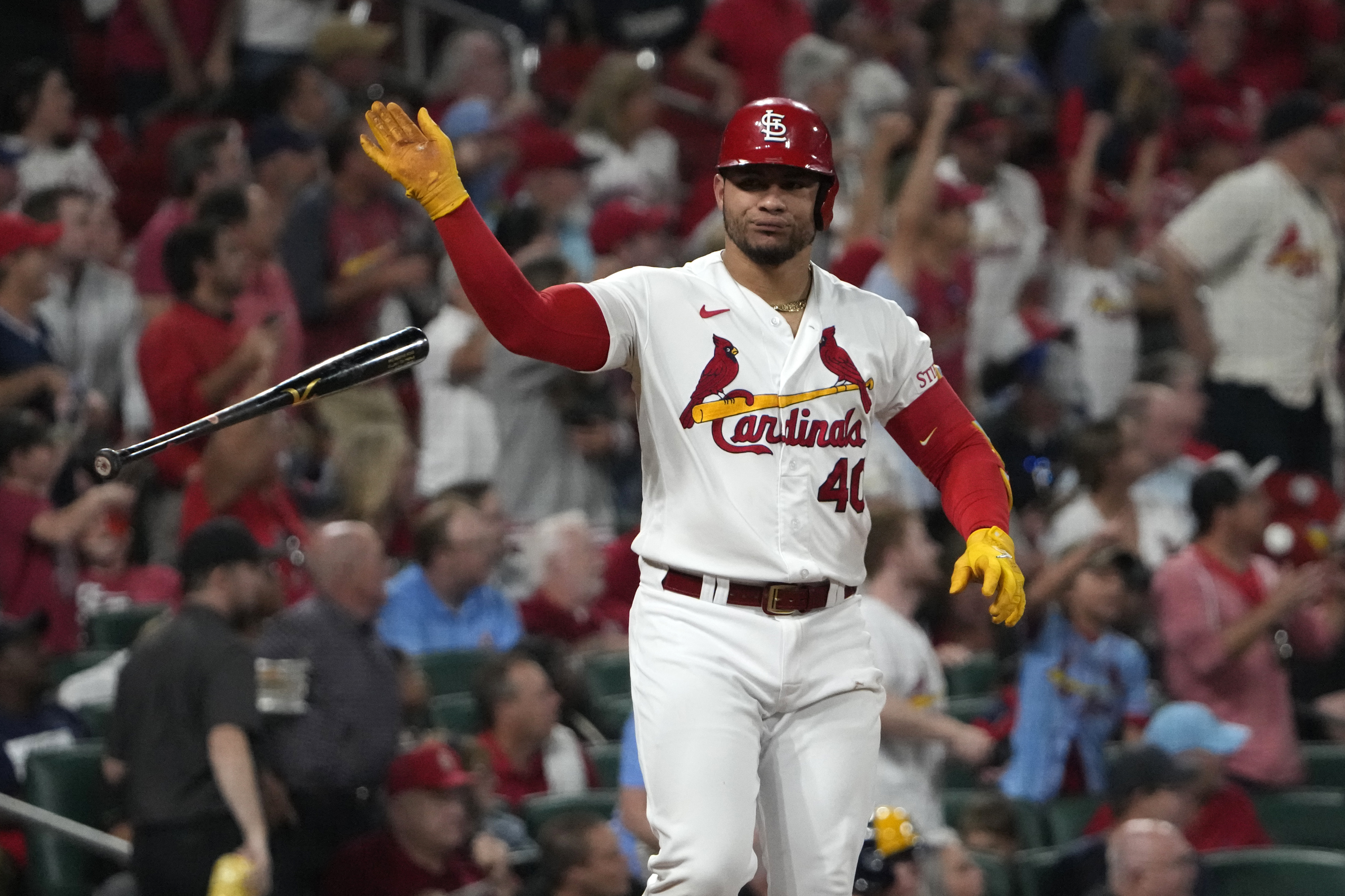 200! Wainwright shuts down Milwaukee to earn milestone win at home - Viva  El Birdos