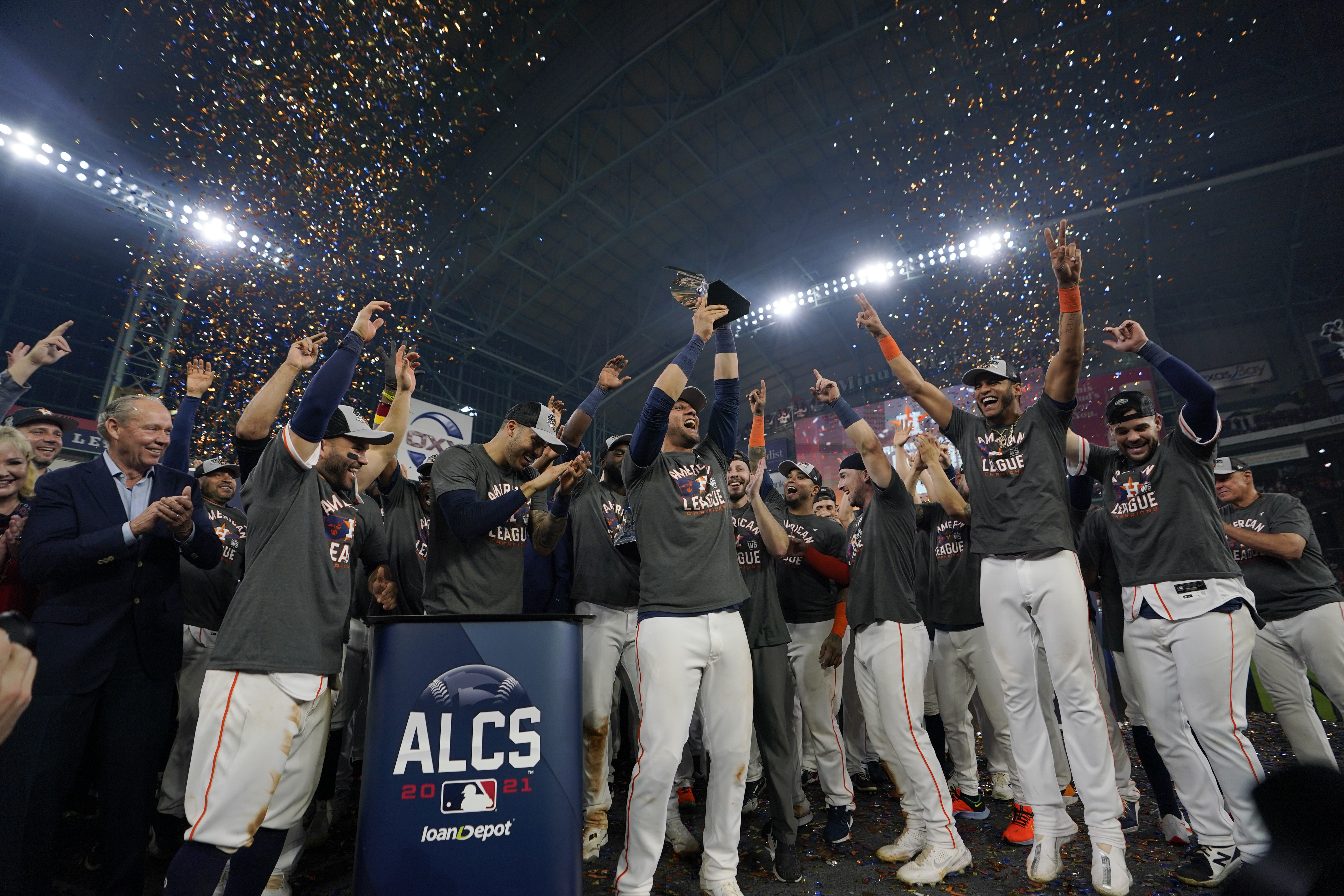 PHOTOS: Astros are the 2021 ALCS champs; See some of the best
