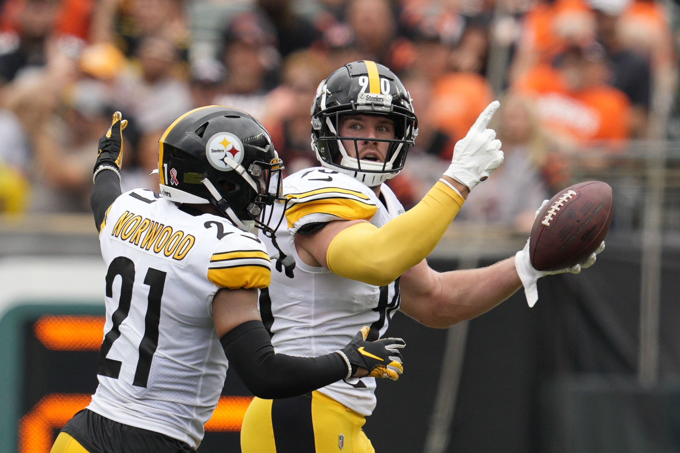 Steelers swarm Joe Burrow, earn 23-20 OT win over Bengals