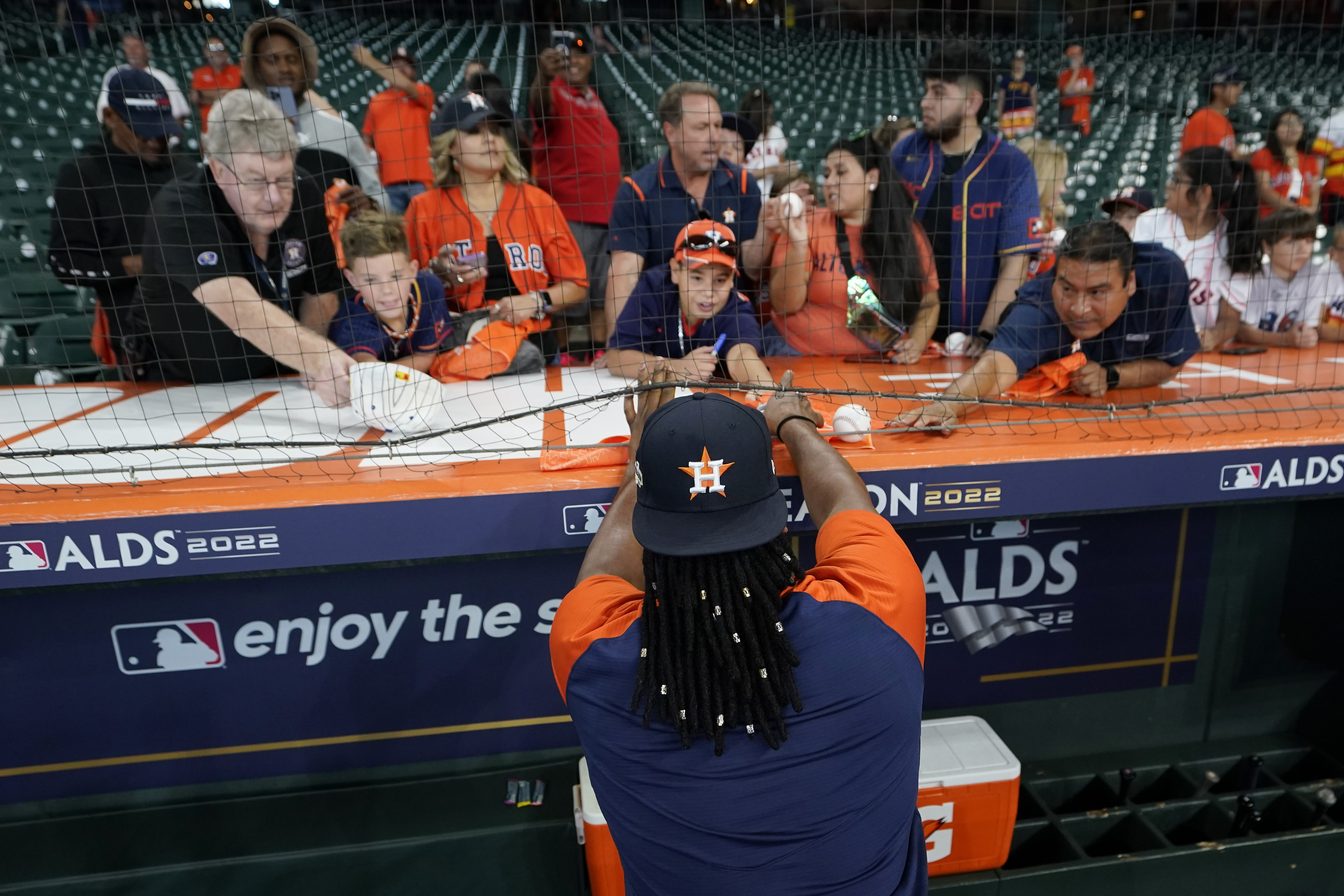 Astros starters rock hair extensions for postseason 'dos - The Globe and  Mail