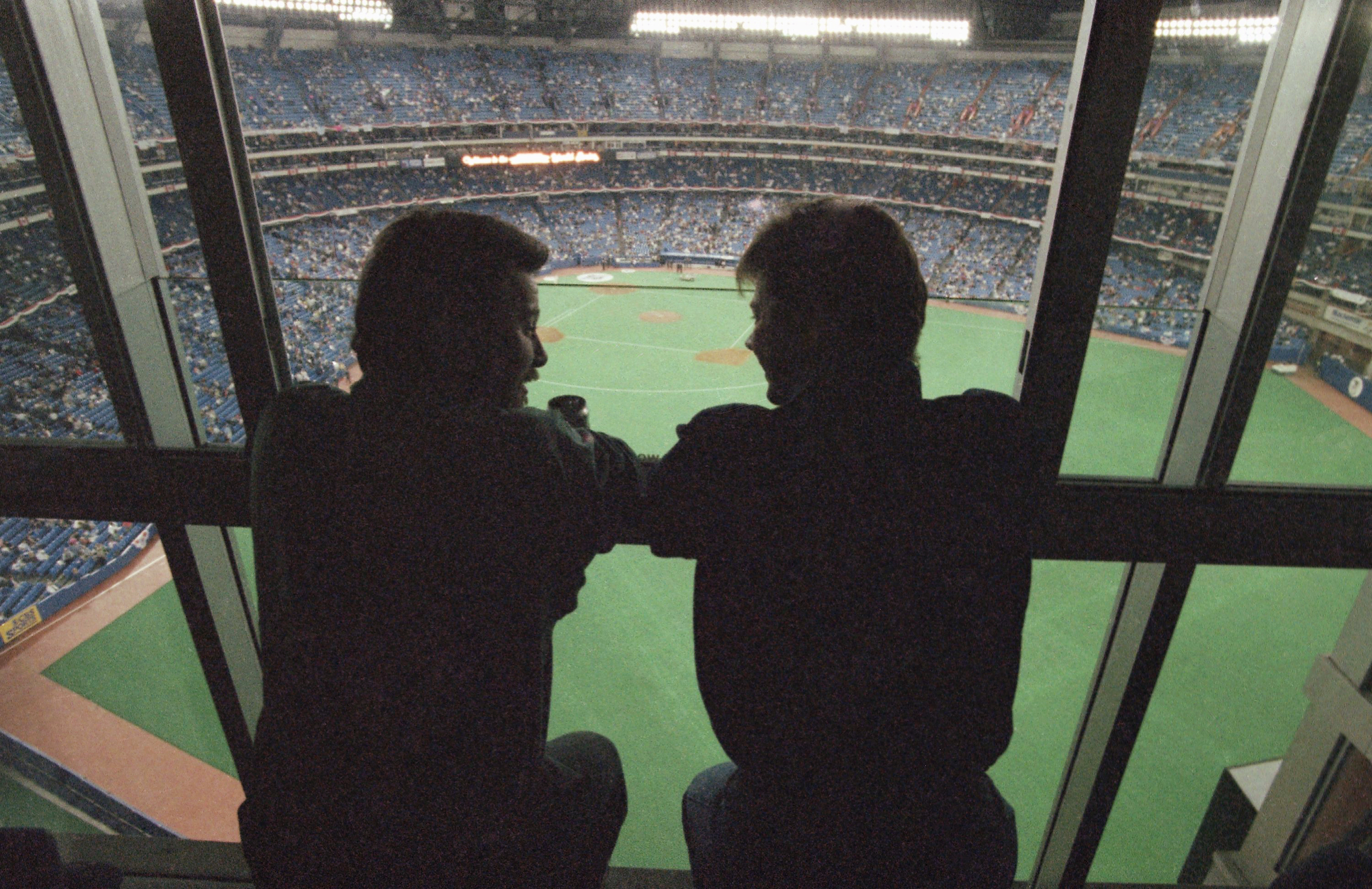 Toronto Blue Jays seeking exemption to play home games