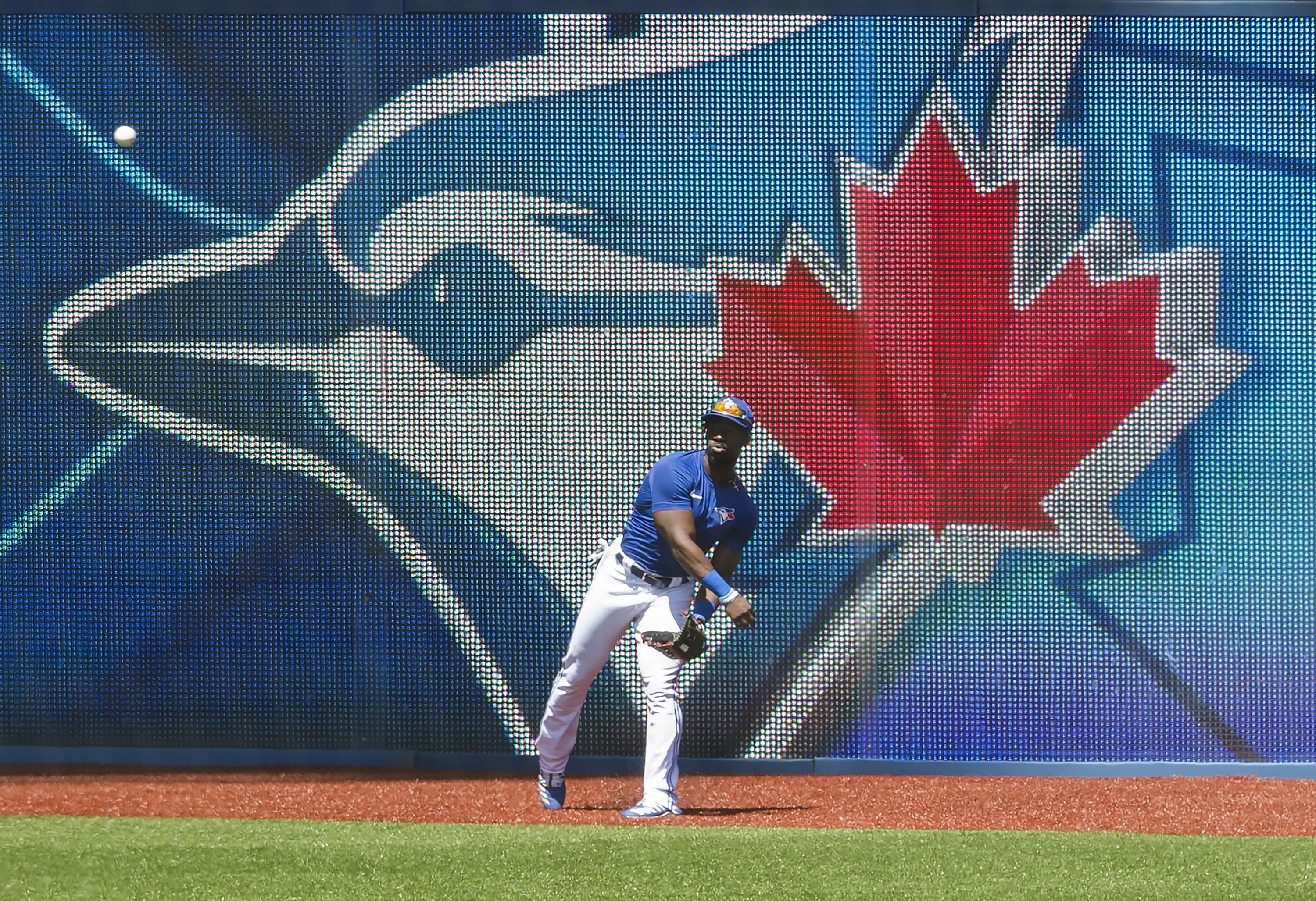 Toronto Blue Jays may play regular season games in Dunedin