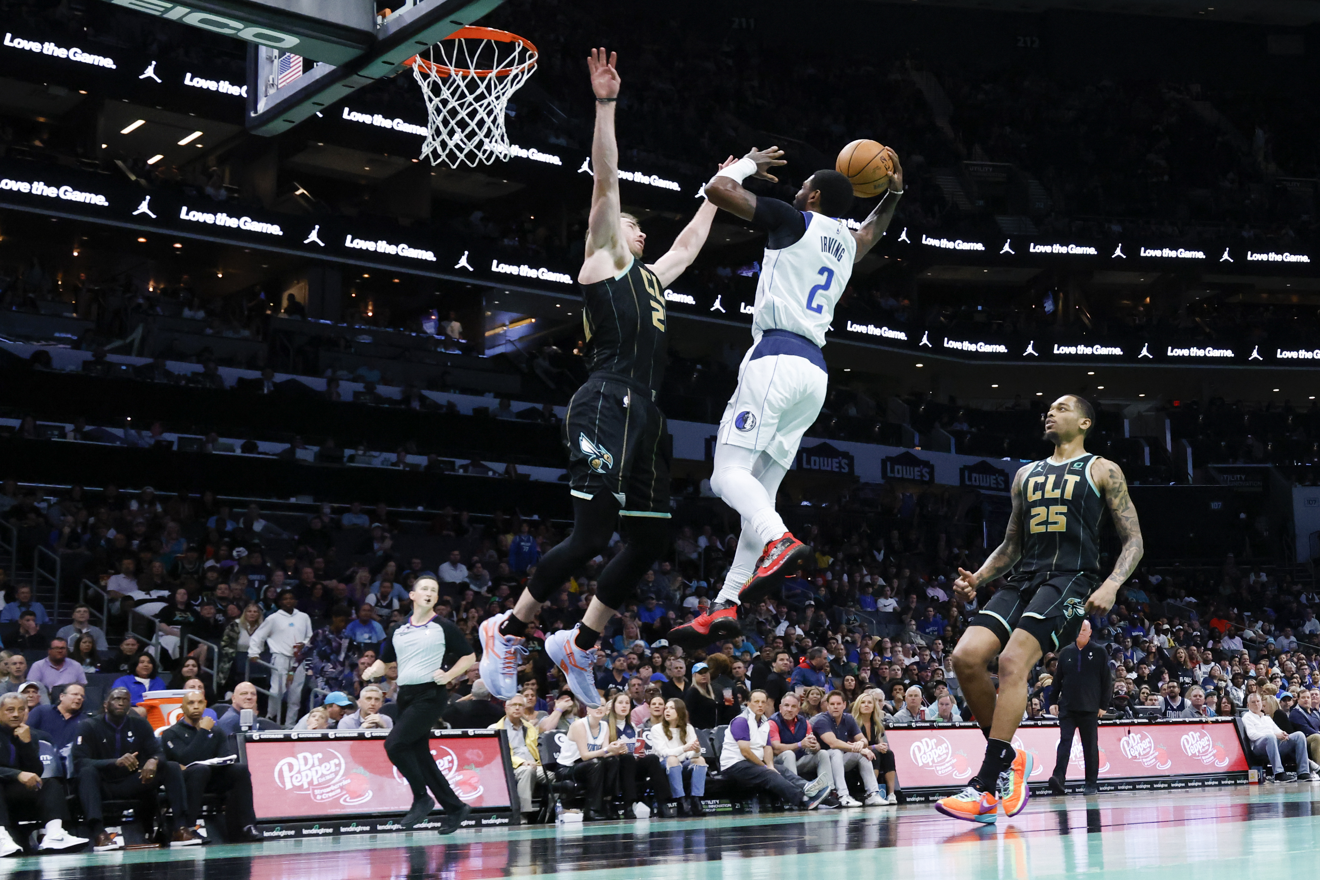 Why Theo Pinson Believes the Dallas Mavericks Can Win the NBA Title