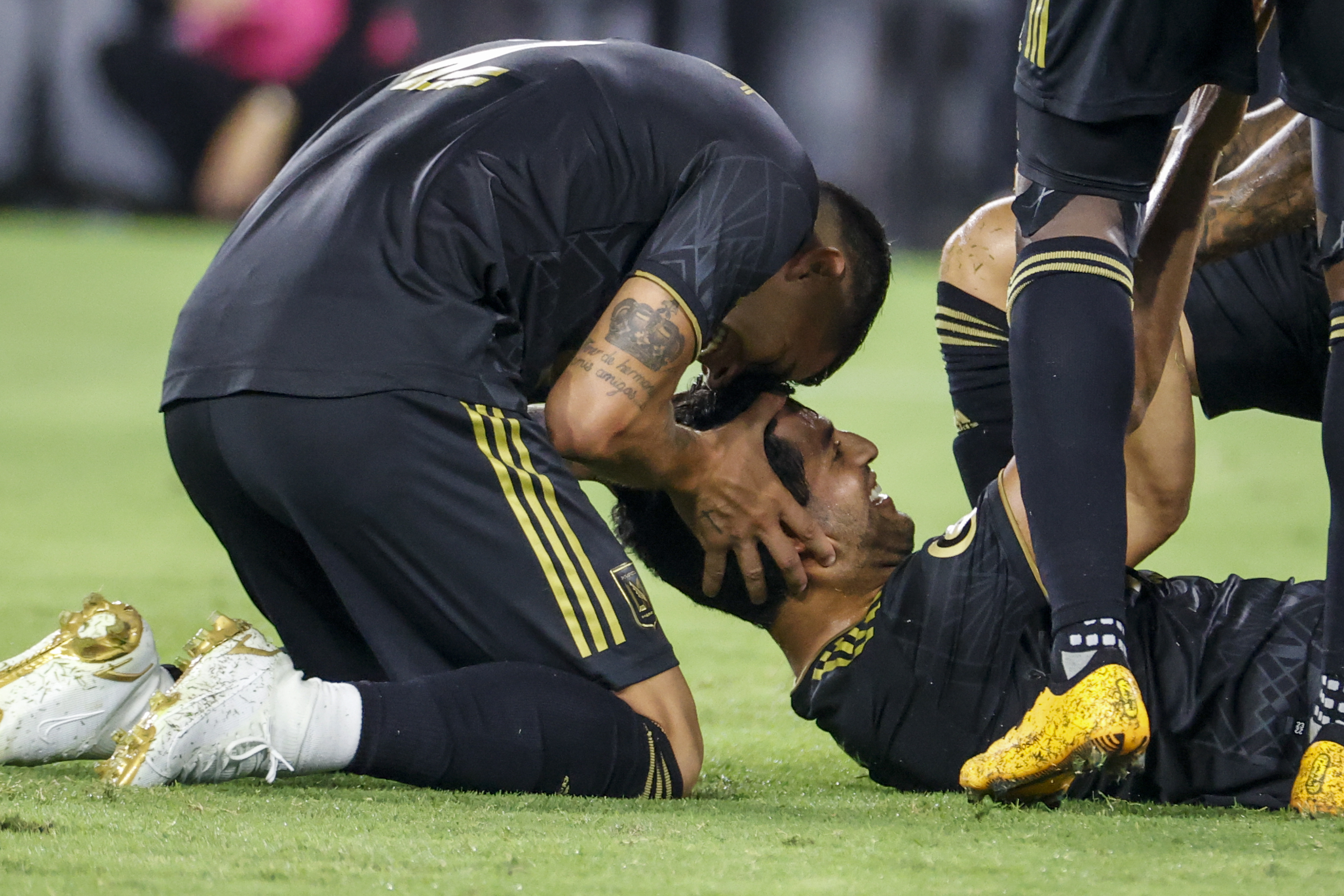 Vela sends Bale LAFC warning: 'He will have to come to work'