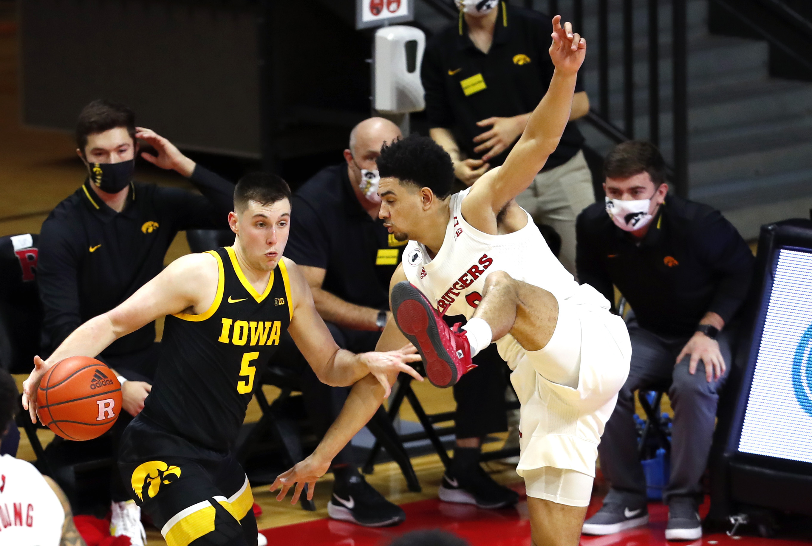 Iowa to Retire Jerseys of Luka Garza, Roy Marble and More