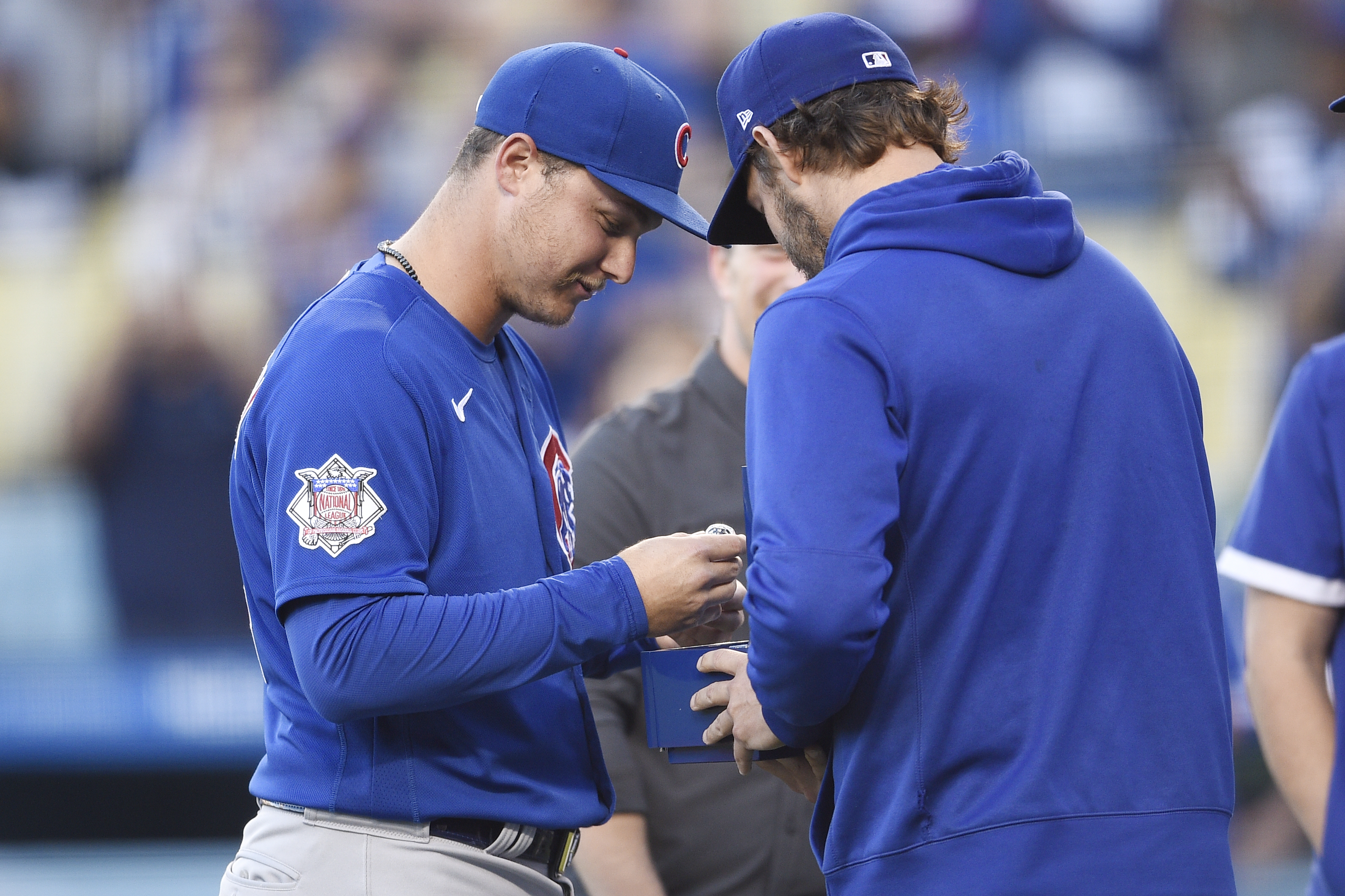 No-hitter No. 7: Cubs blank Dodgers, tie MLB season record