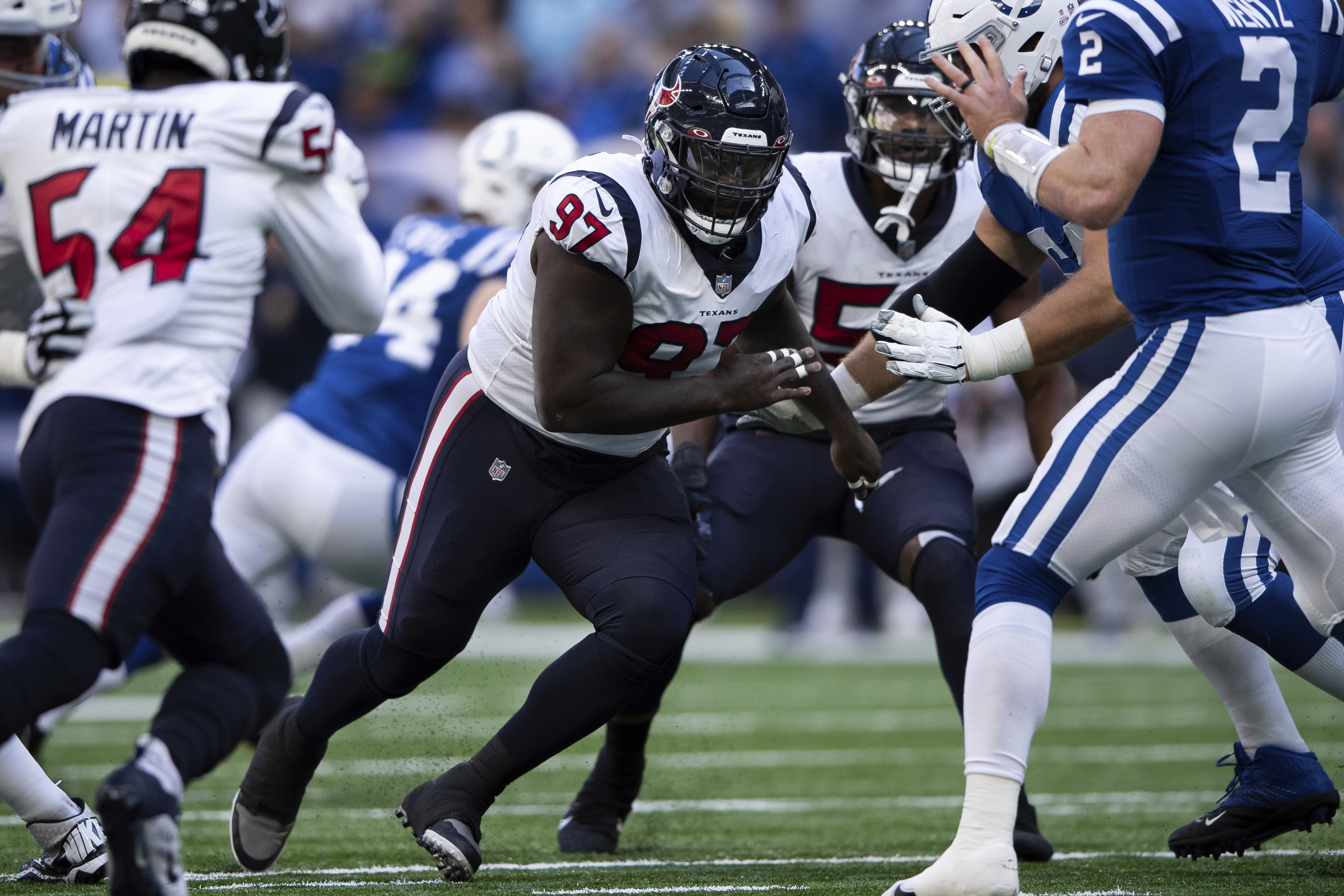 Making sense of the Houston Texans decision to re-sign DT Maliek Collins!?  